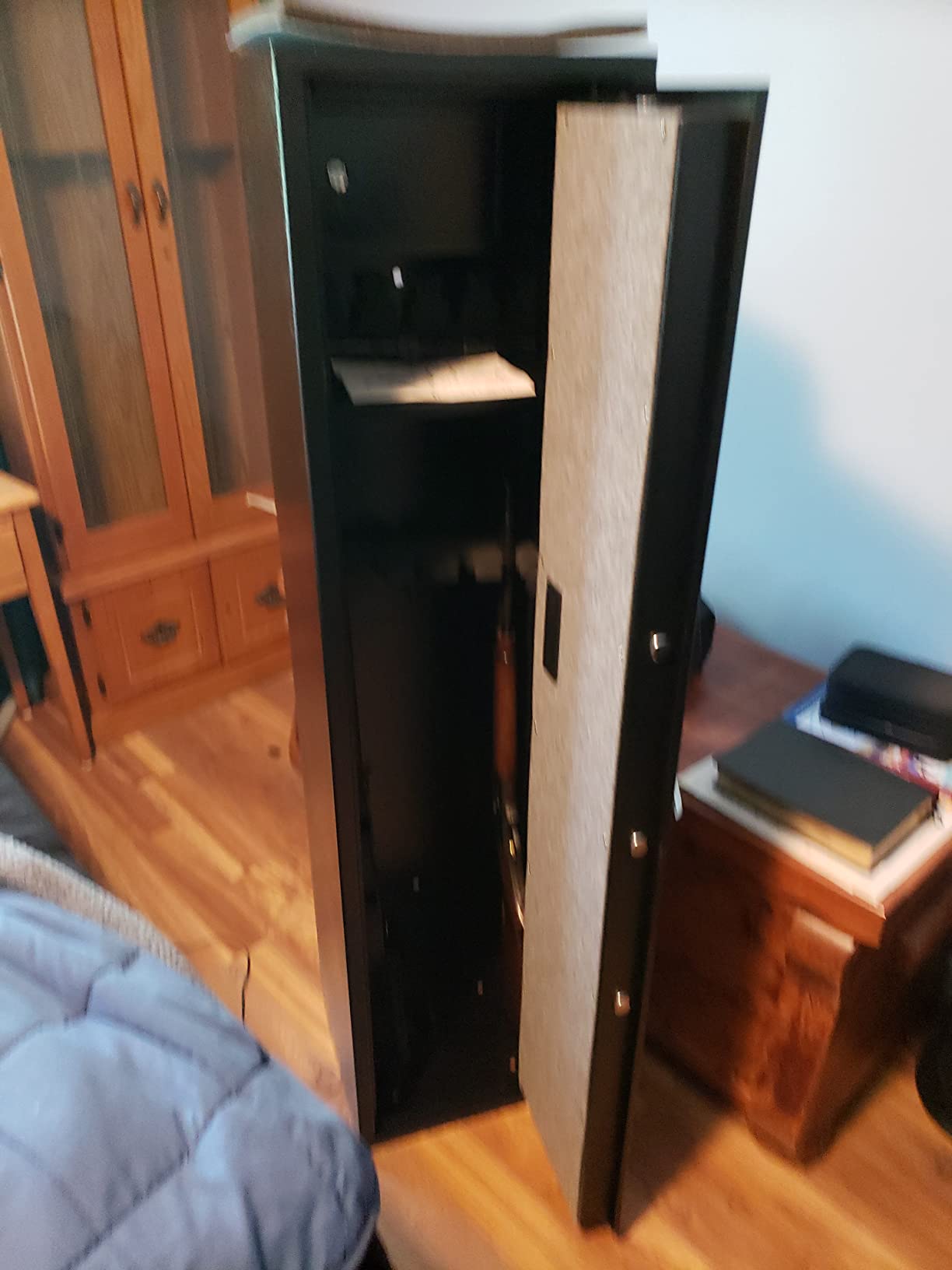 BBRKIN Large Rifle Safe, Long Gun Safe for Rifle Shotgun for Home, Quick Access 5-6 Gun Storage Cabinet with a Handgun Lock Box and a Removable Shelf, Silent Mode(PIN Code Version) customer photo 1