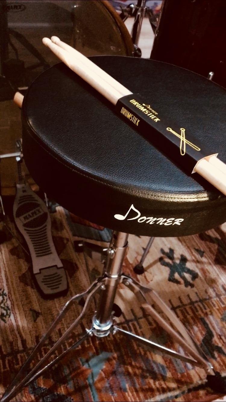 Donner Heavy Duty Drum Throne, Motorcycle Style Drum Stool, Widened Drum Seat with Upgraded Materials, Height Adjustable Padded Drum Chair, Double Braced customer photo 2