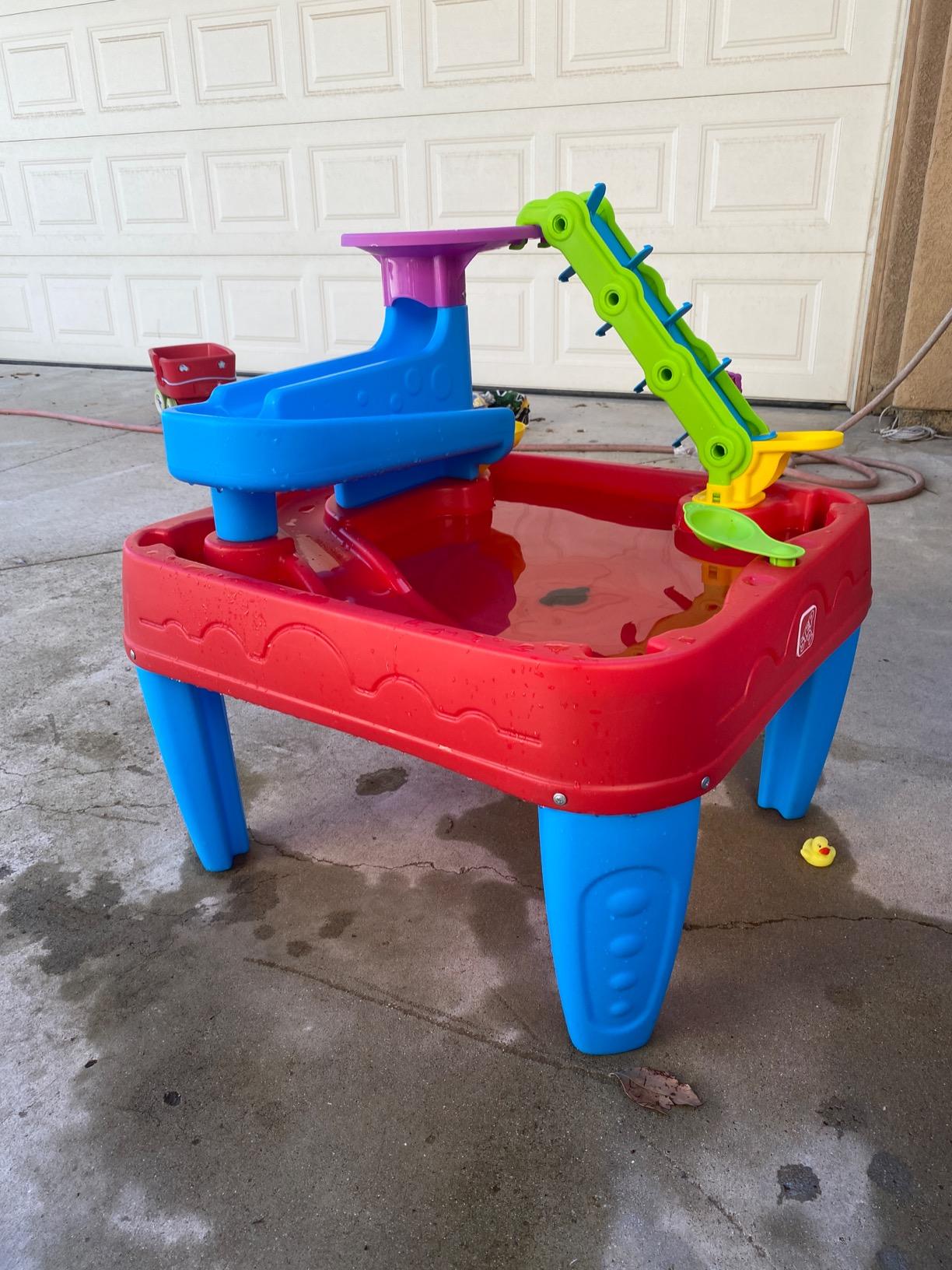 Step2 Stem Discovery Ball Table, Kids Water Table Activity Sensory Playset, Summer Outdoor Toys, 13 Piece Water Toy Accessories, For Toddlers 2+ Years Old customer photo 1
