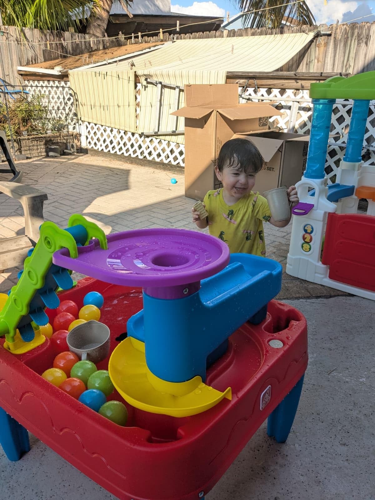 Step2 Stem Discovery Ball Table, Kids Water Table Activity Sensory Playset, Summer Outdoor Toys, 13 Piece Water Toy Accessories, For Toddlers 2+ Years Old customer photo 2