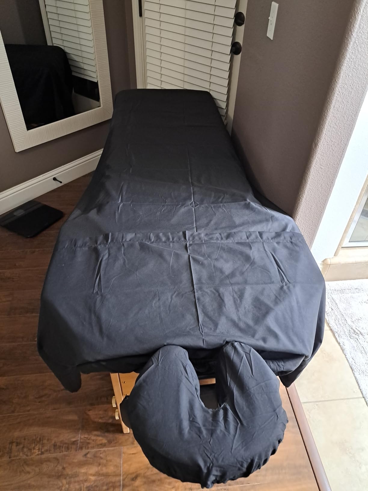 Yaheetech 84x24in Portable Massage Table Folding Adjustable Lash Bed, Black | Beechwood legs, foam padding give sturdy, comfy support; height adjusts, folds into a carry case for mobile lash and spa work customer photo 2