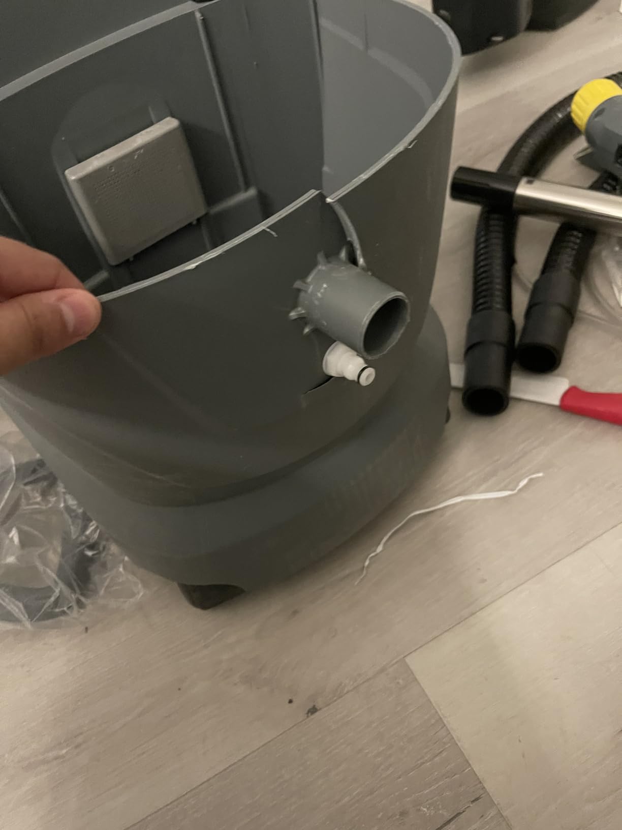 Karcher Puzzi 10/1 Commercial Carpet Extractor 12.5 PSI customer photo 1