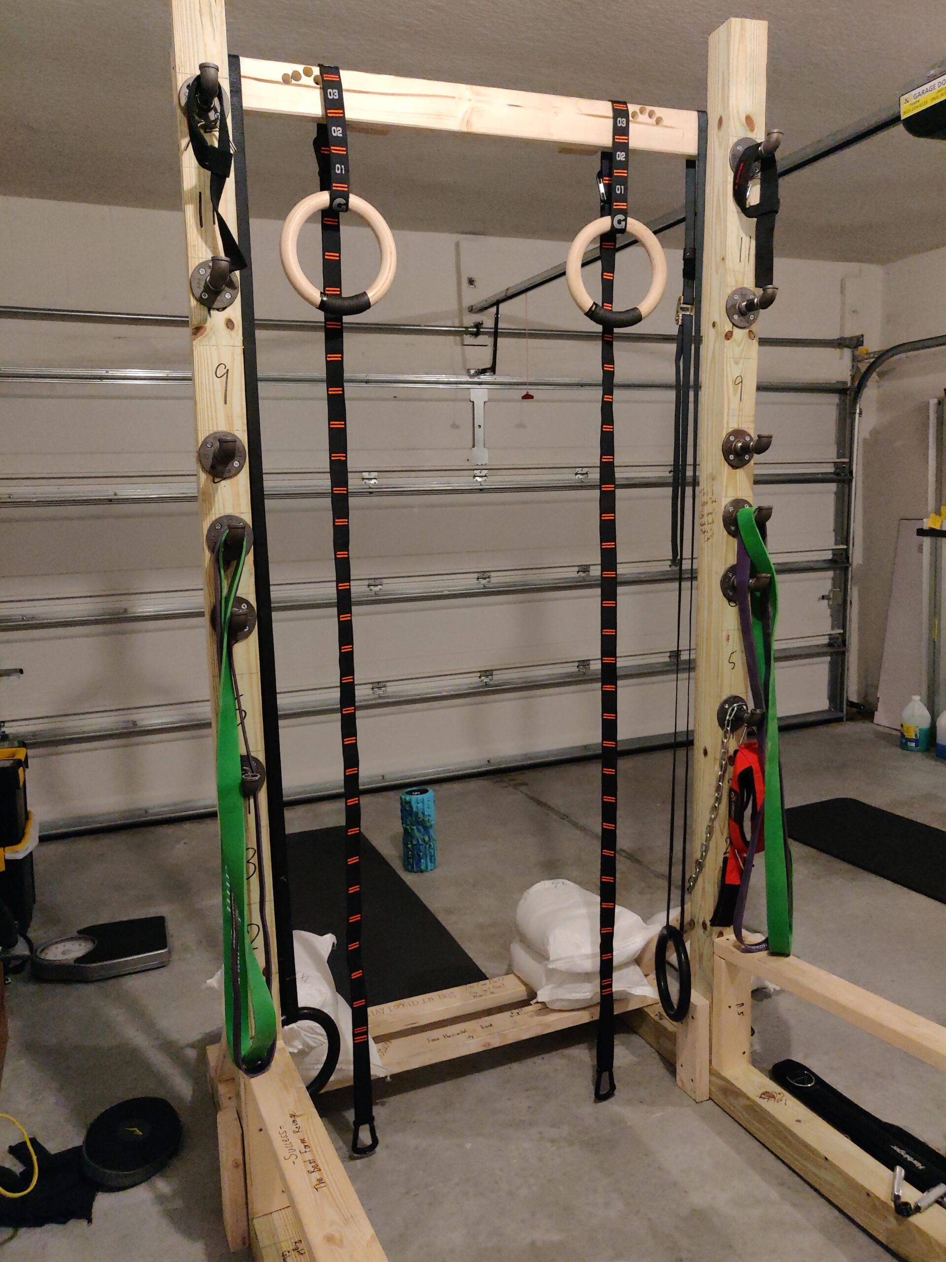 Gonex Wooden Gymnastic Rings with Adjustable Straps, 8.7 ft | Birch Wood Rings, Quick-adjust Carabiners Buckle Numbered Straps, Home Gym & Outdoor Training, Full-body Strength Workouts customer photo 2