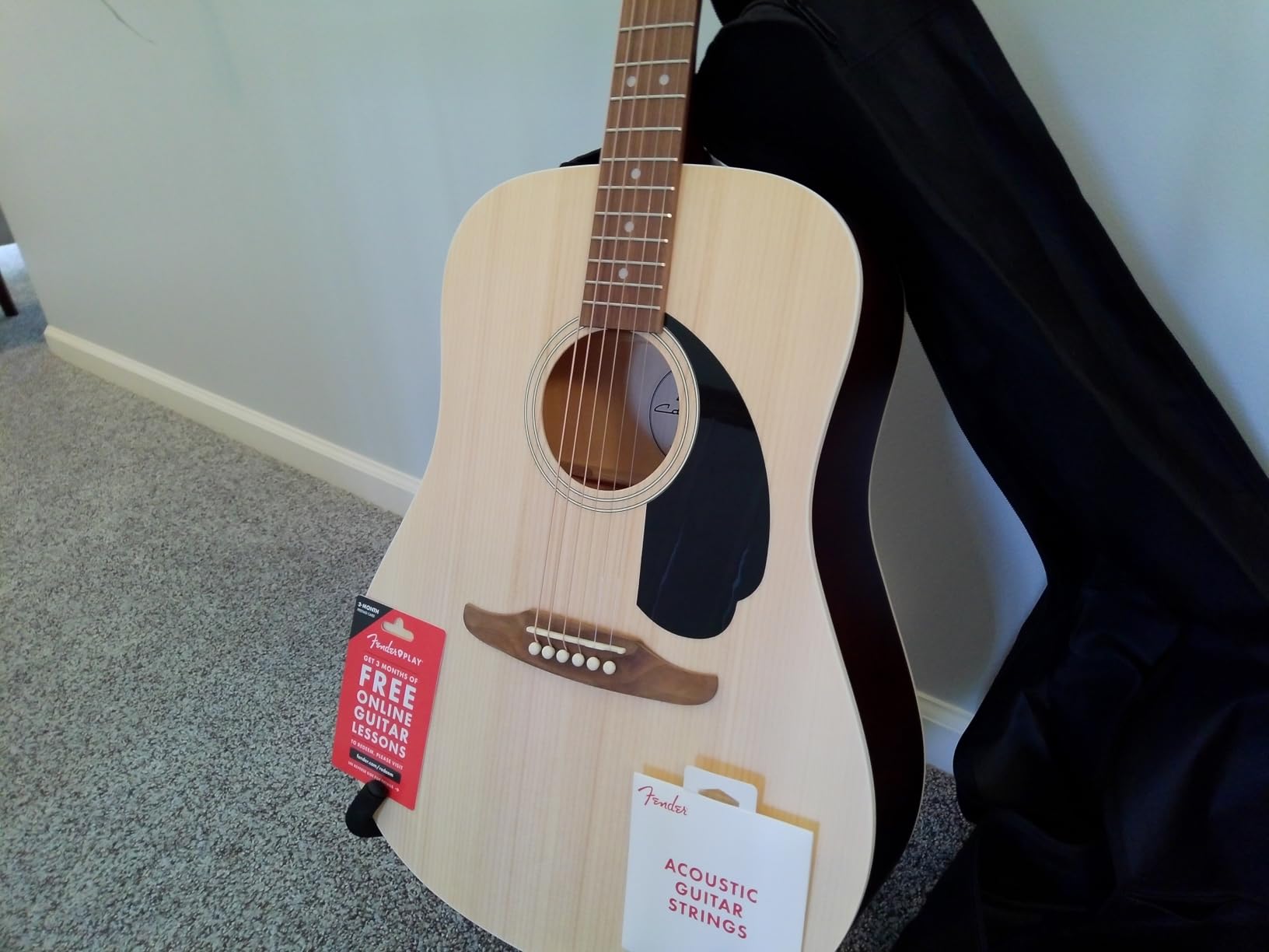 Fender California Debut Redondo Series Acoustic Guitar Starter Kit, Natural | Includes gig bag, stand, tuner, strap, picks, 2-year warranty customer photo 1