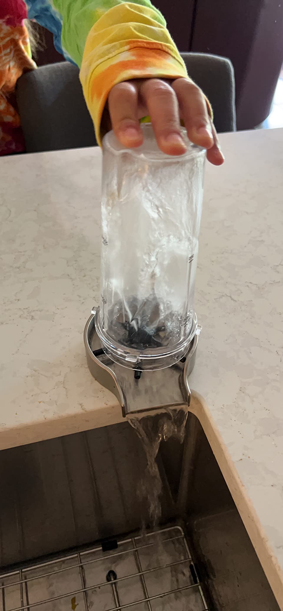 Delta Faucet Glass Rinser for Kitchen Sinks, Kitchen Sink Accessories, Bar Glass Rinser, SpotShield Stainless GR150-SP customer photo 2
