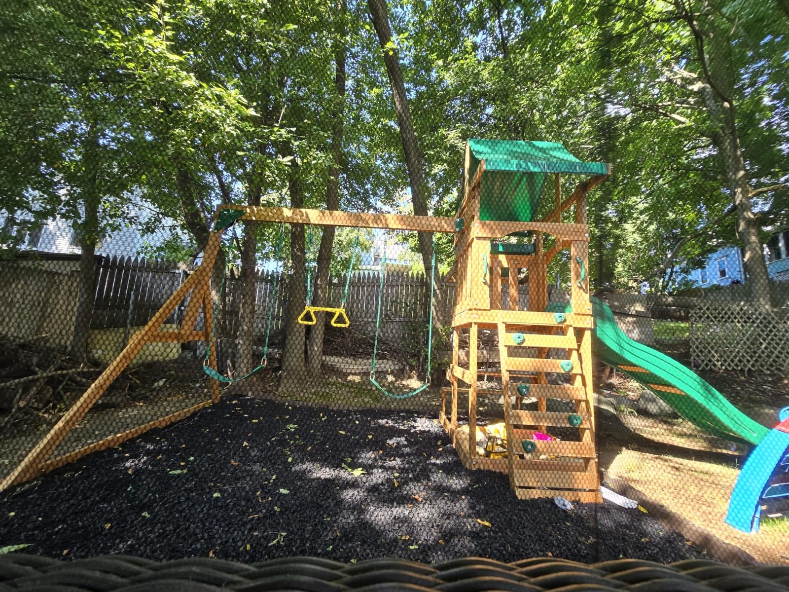 Backyard Discovery Belmont Cedar Wood Swing Set with Wave Slide, Play Deck, Rock Wall Ladder, Snack Bar Window, Shaded Picnic Area, Bench, Belt Swings, Trapeze, Sandbox Area, Canopy, Outdoor Playset customer photo 2