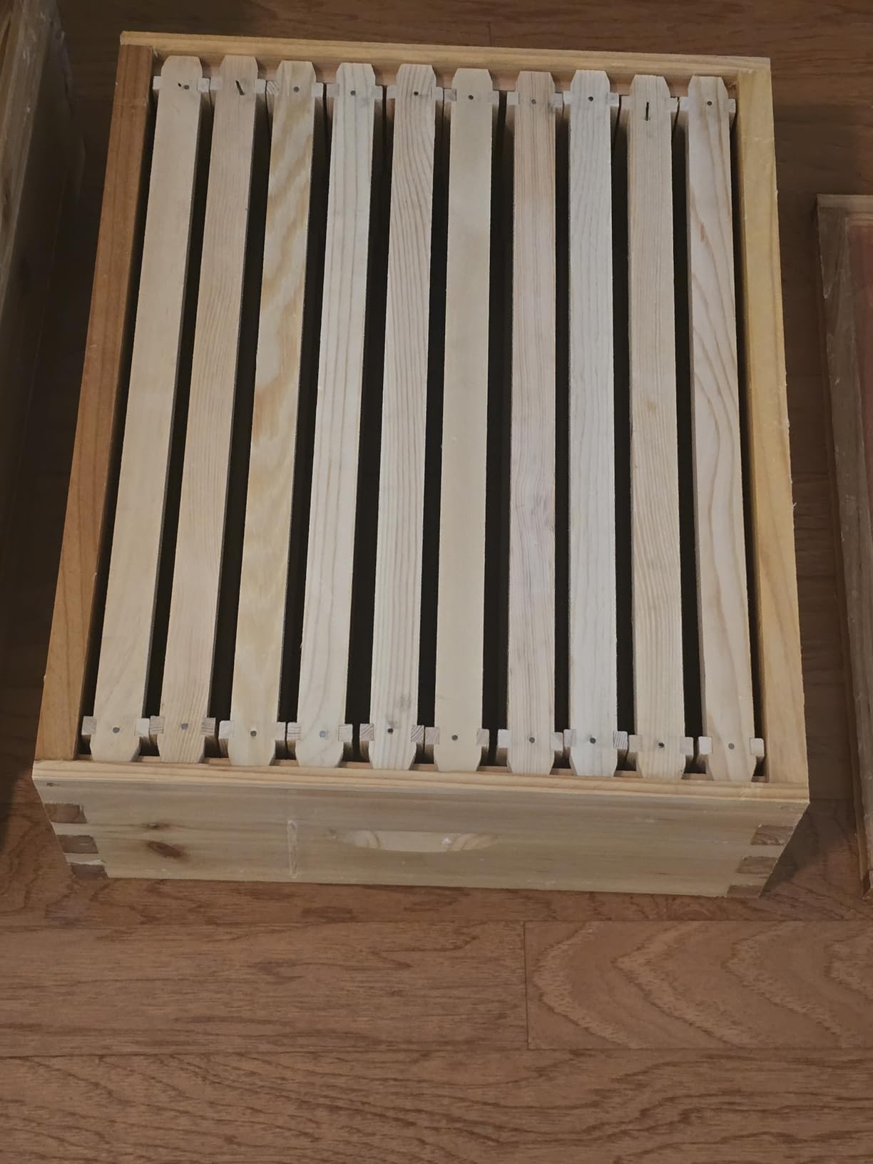 BeeCastle 10-Frames Complete Beehive Kit, 100% Beeswax Coated Bee Hive Includes Beehive Frames and Beeswax Coated Foundation Sheet (2 Layer) customer photo 2