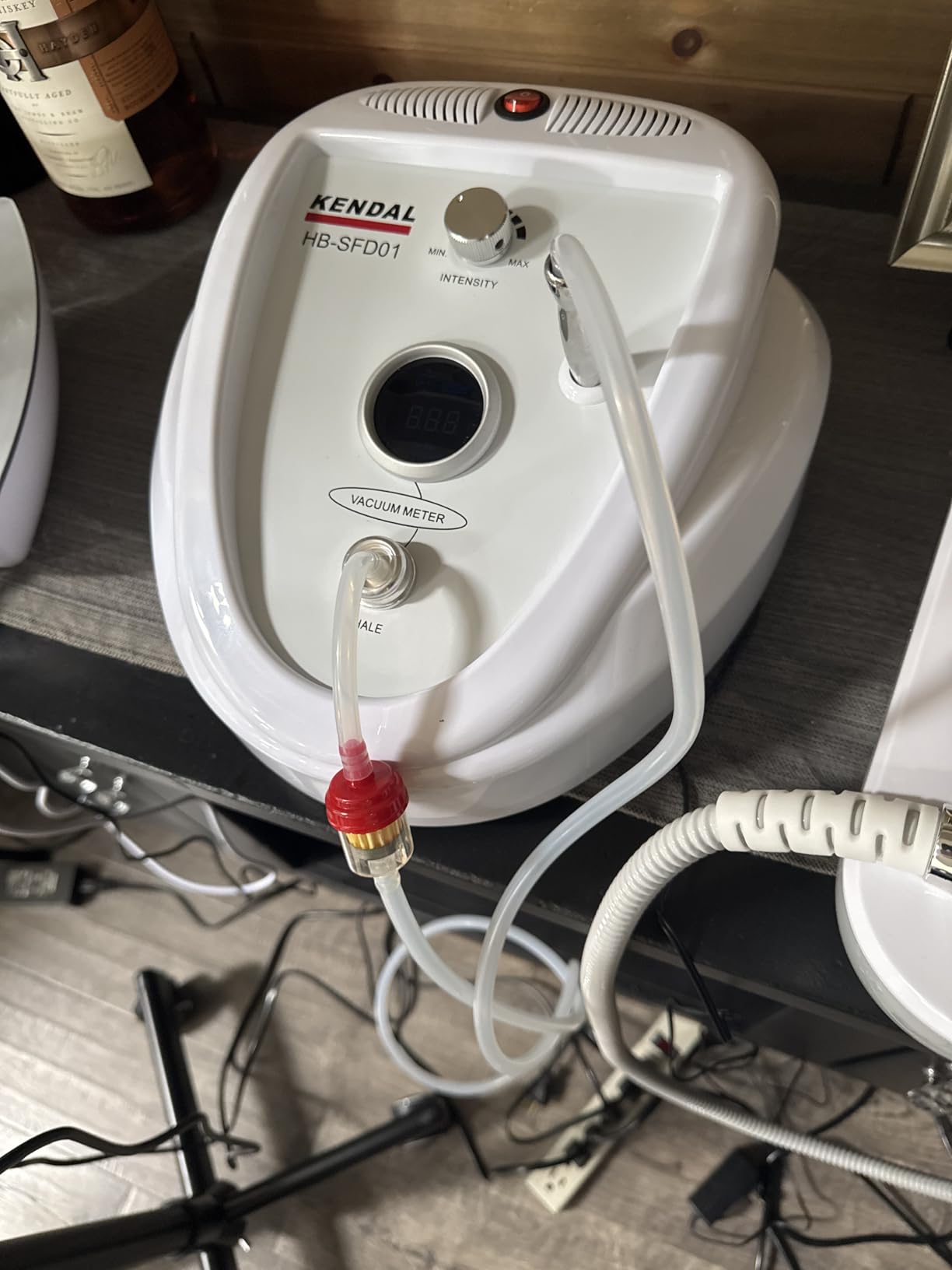 Kendal Professional Diamond Microdermabrasion Machine, Dermabrasion Facial Skin Care Equipment with LED Real Time Digital Display Also Good for Home Use 110v-220V HB-SFD01 customer photo 1