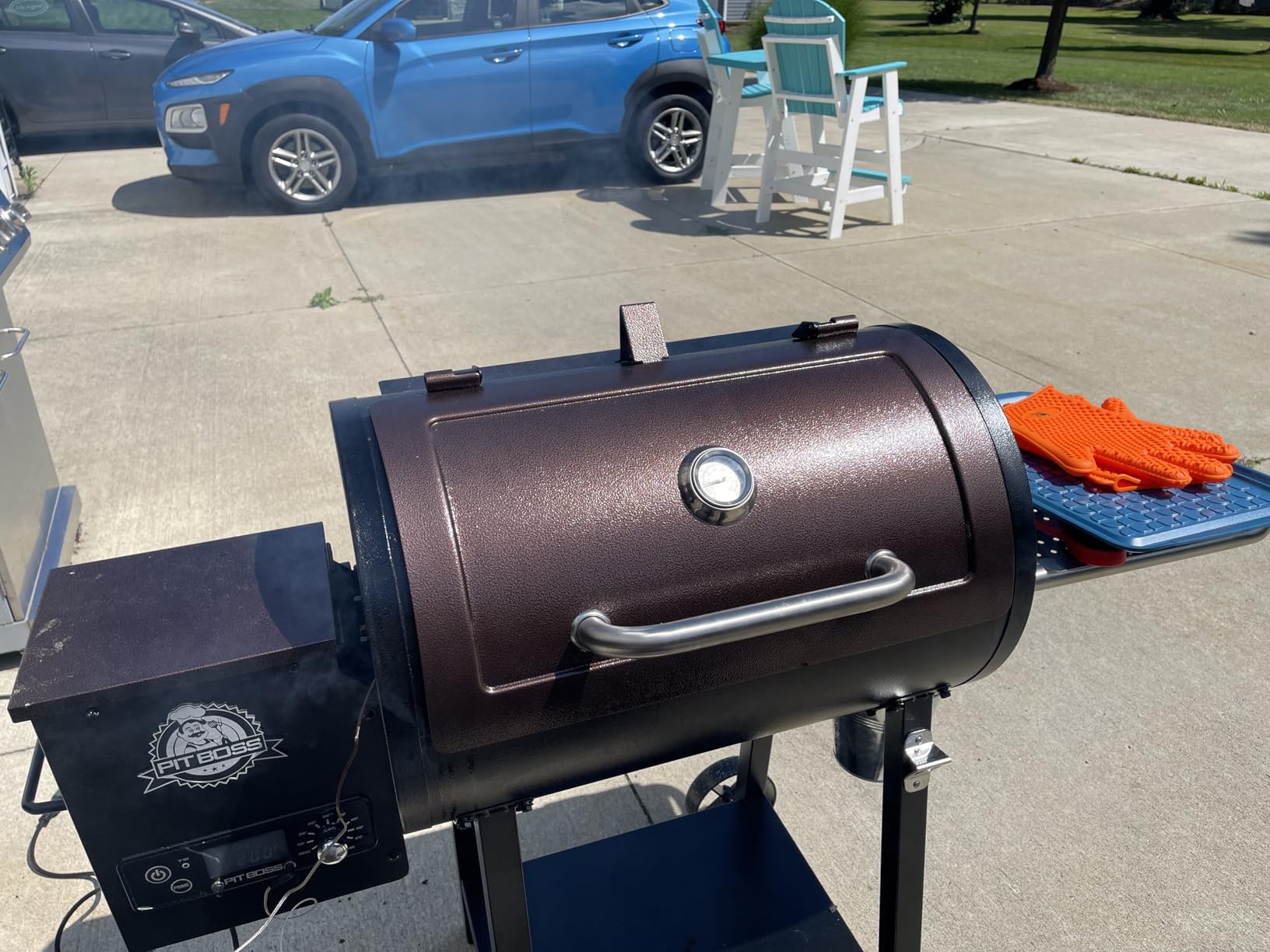 Pit Boss 440 Mahogany Series Wood Pellet Grill & Smoker with Flame Broiler and LED Digital Controller, 518-Sq. In. Cooking Space, 180°F to 500°F Temperature Range, 5 lb. Pellet Hopper, Brown customer photo 1