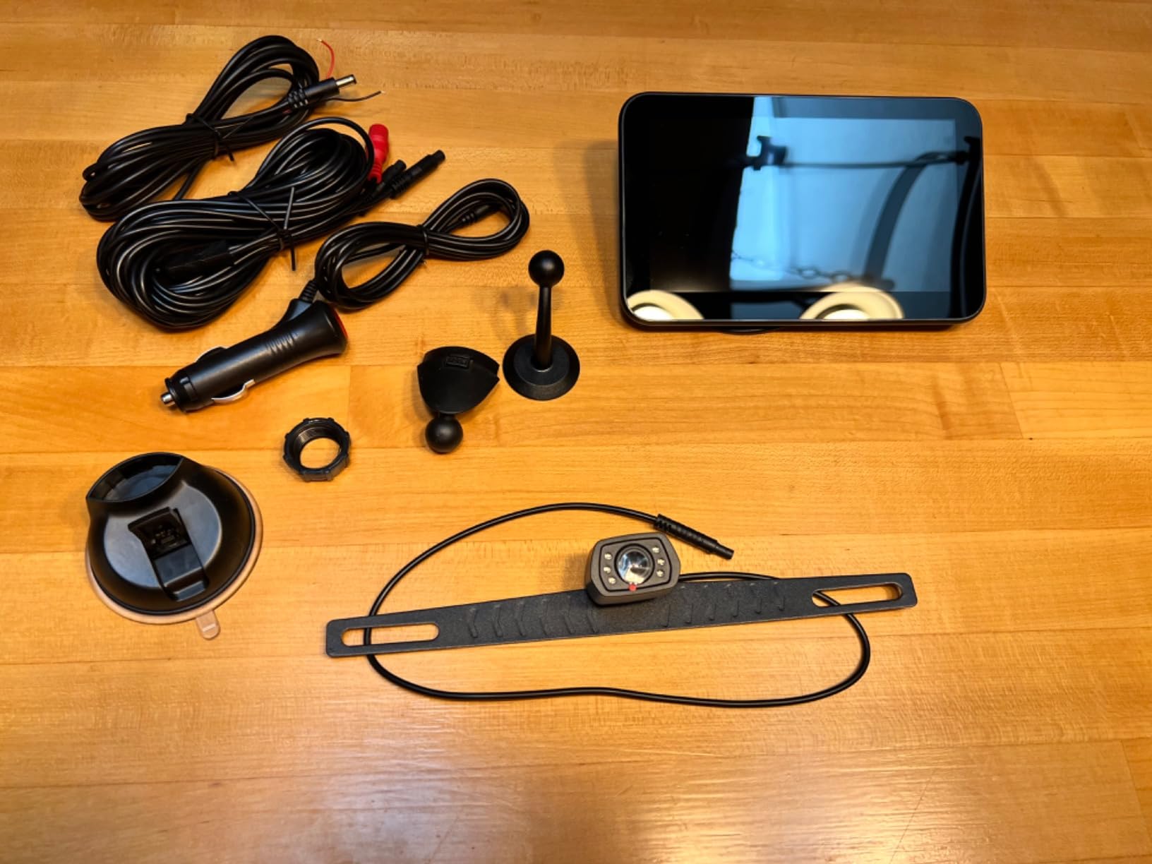 ZEROXCLUB Wired Backup Camera Kit with 7