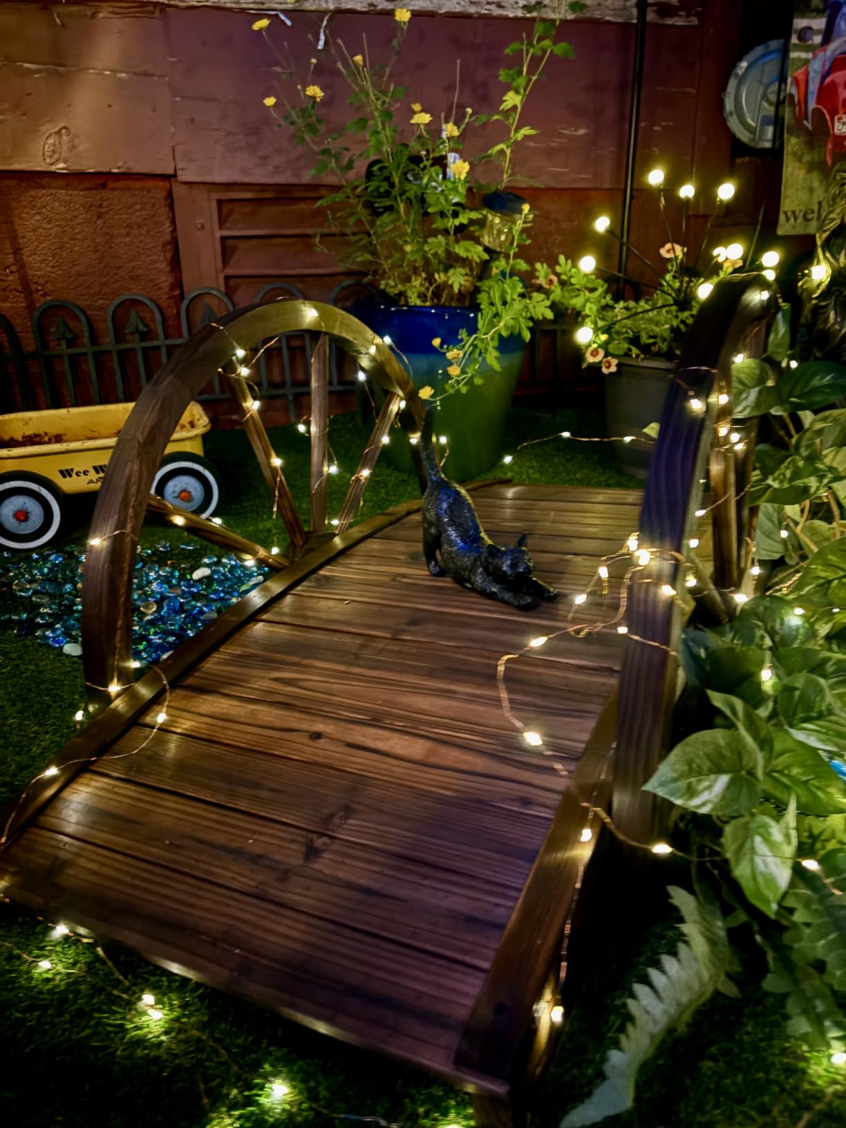 Outsunny 3.3ft Wooden Garden Bridge Half-Wheel Style Railings, Stained Wood Arc Footbridge, Solid Fir Construction customer photo 1