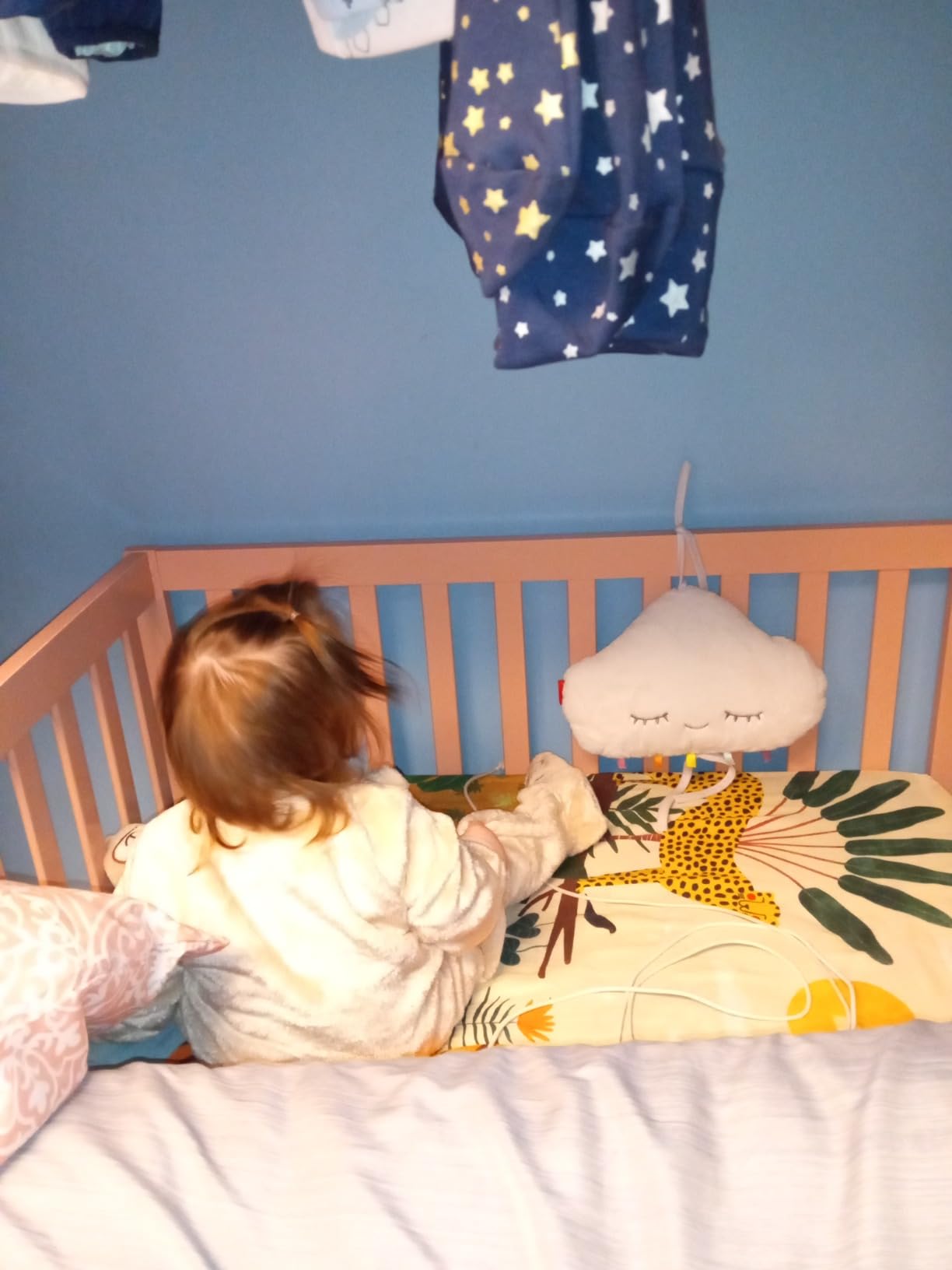 Dream On Me Edgewood 4-in-1 Convertible Mini Baby Crib in Cool Grey, GreenGuard Gold & JPMA, Non-Toxic, Compact 40x25x33