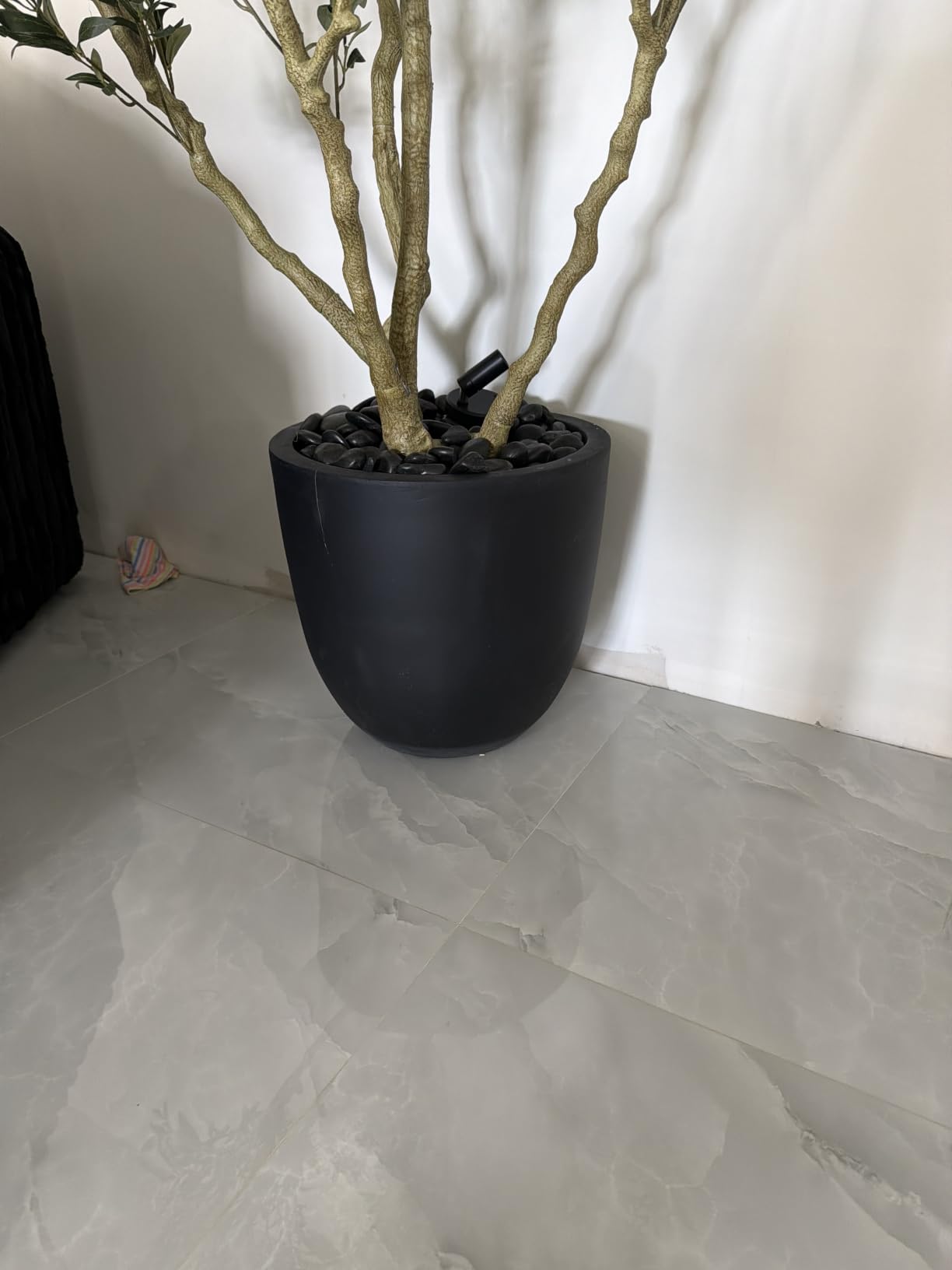 Kante Large Round Bowl Weathered Concrete Planter 18