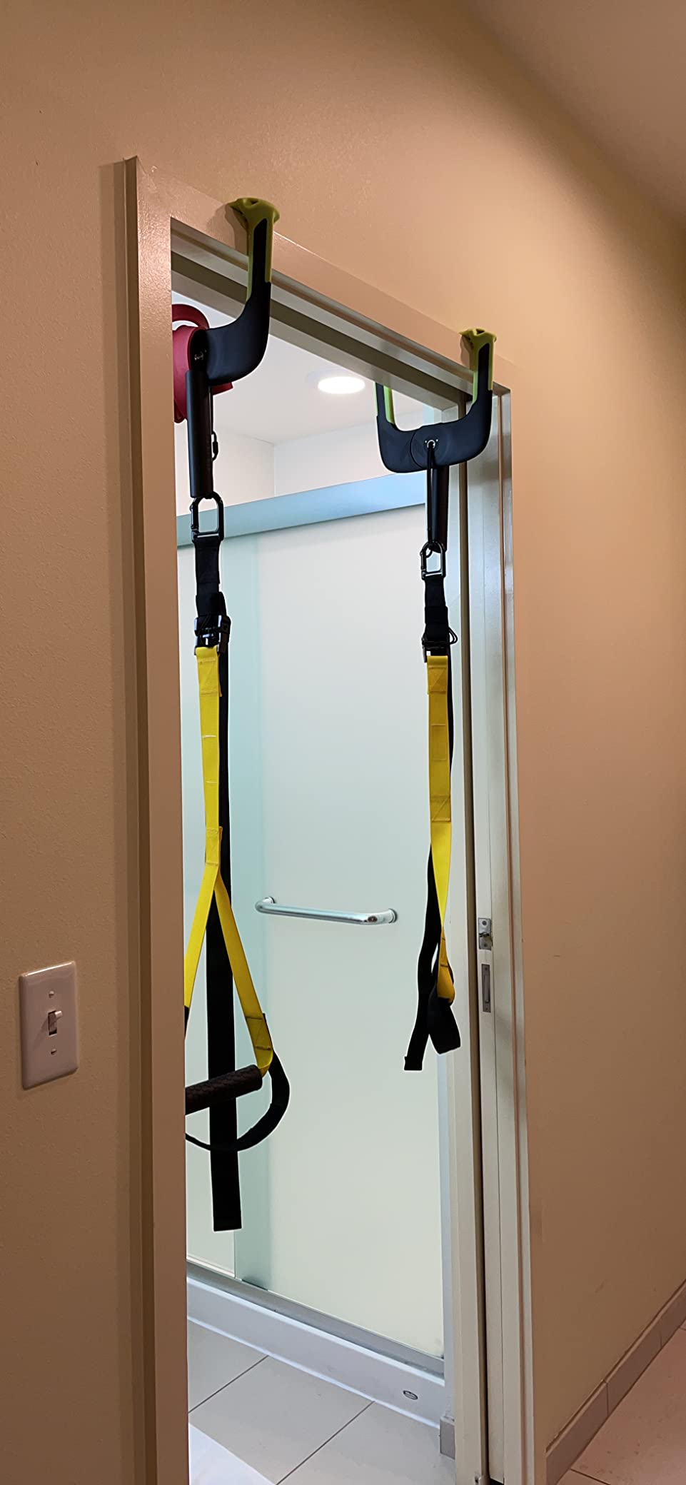 Eleviia Portable Doorway Pull Up Bar, No Install, Home & Travel | Comes Fully Assembled, Ready in Under 8 Seconds, Aerospace Composite Build, Lightweight at 3.5 lb, Non Marking Coating customer photo 1