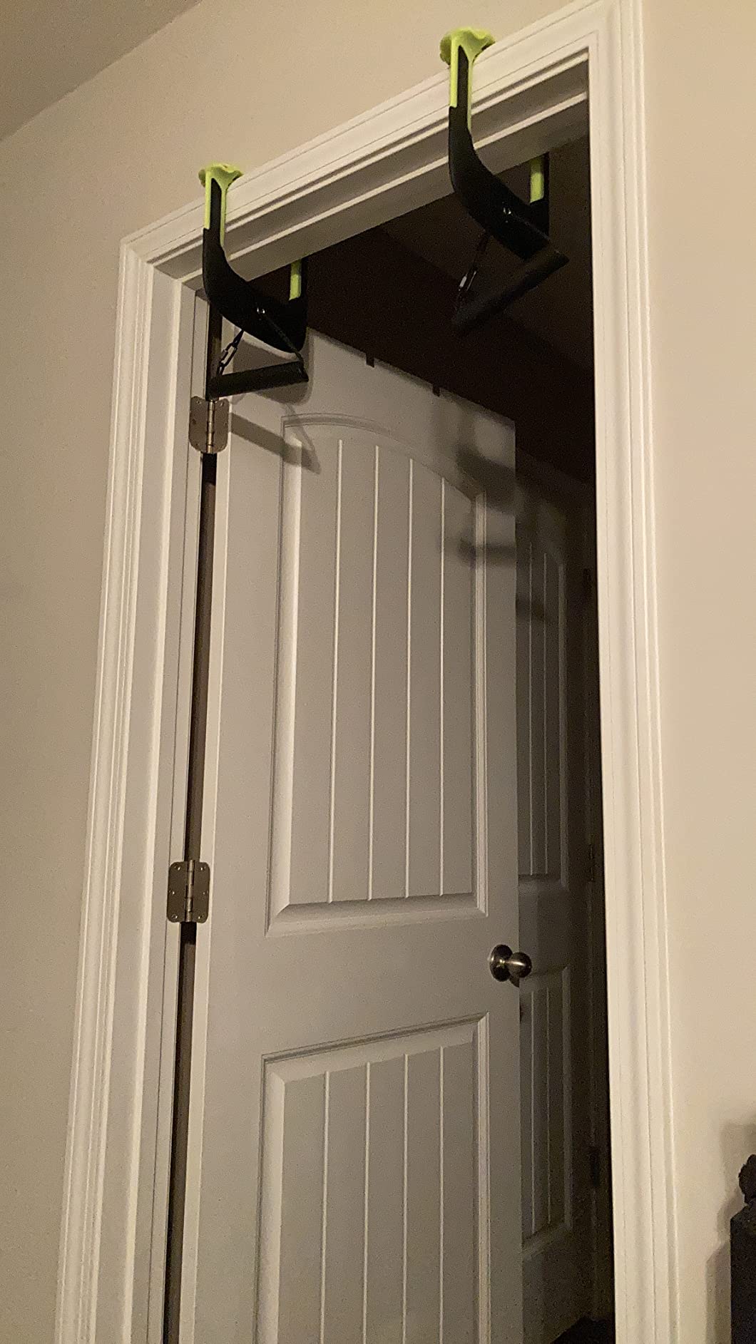 Eleviia Portable Doorway Pull Up Bar, No Install, Home & Travel | Comes Fully Assembled, Ready in Under 8 Seconds, Aerospace Composite Build, Lightweight at 3.5 lb, Non Marking Coating customer photo 2