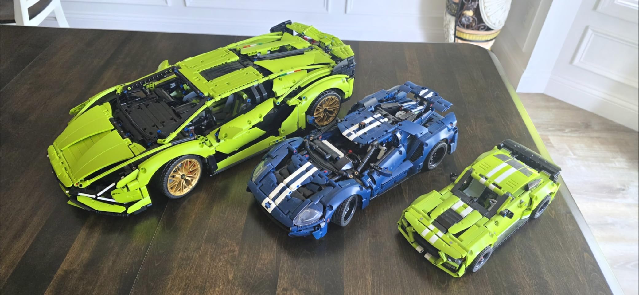 LEGO Technic Lamborghini Sián FKP 37 Building Sets for Adults - Detailed Lamborghini Model Car Kit for Men & Women, Ages 18+ Years - Display in Room as Decor - 42115 customer photo 1