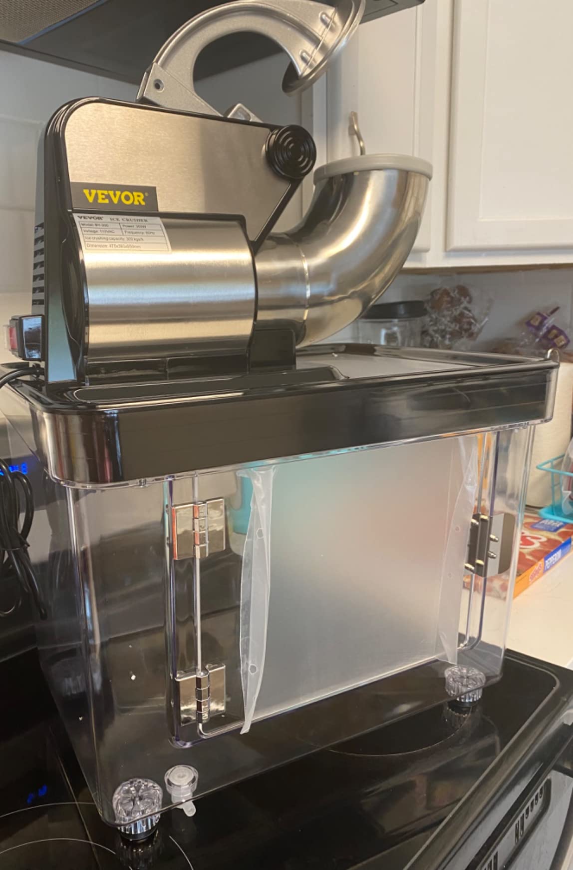 VEVOR 110V Commercial Ice Crusher 661LBS/H, ETL Approved 300W Electric Snow Cone Machine with Dual Blades, Stainless Steel Shaved Ice Machine with Safety On/Off Switch for Family, Restaurants, Bars customer photo 1
