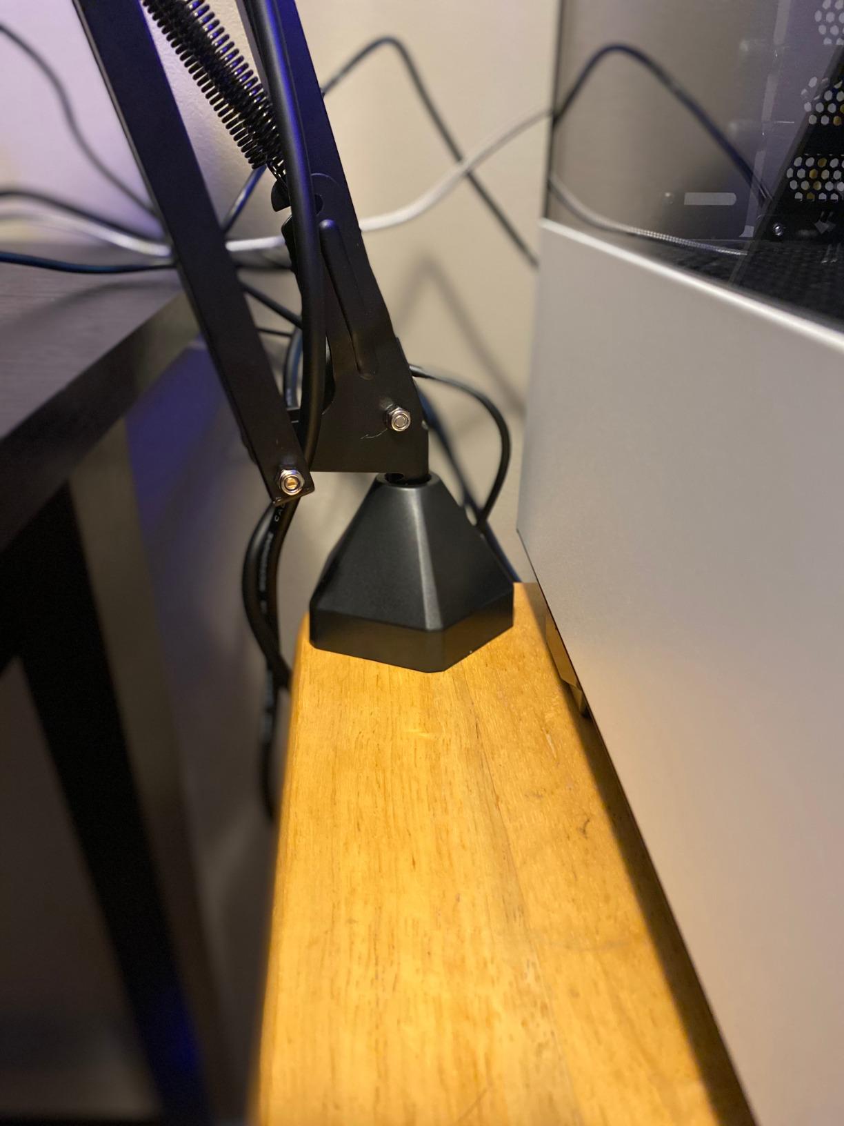 TONOR XLR Condenser Microphone, Professional Cardioid Studio Mic Kit with T20 Boom Arm customer photo 2