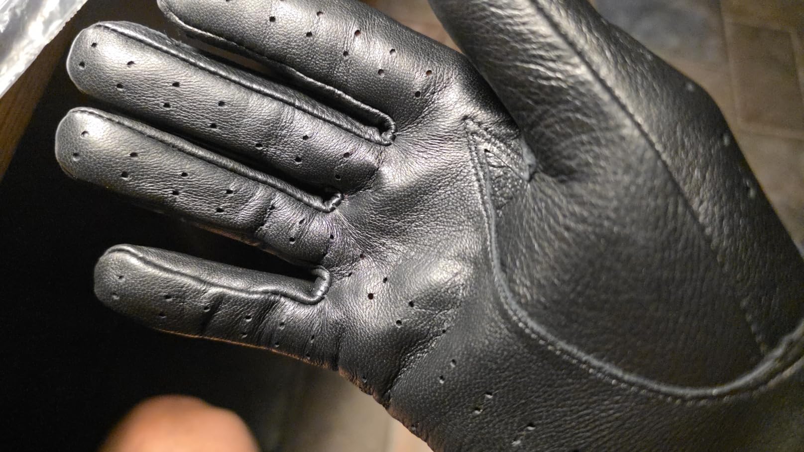 Mens Touchscreen Professional Leather Driving Gloves Unlined - Soft and Thin Italian Lambskin customer photo 2