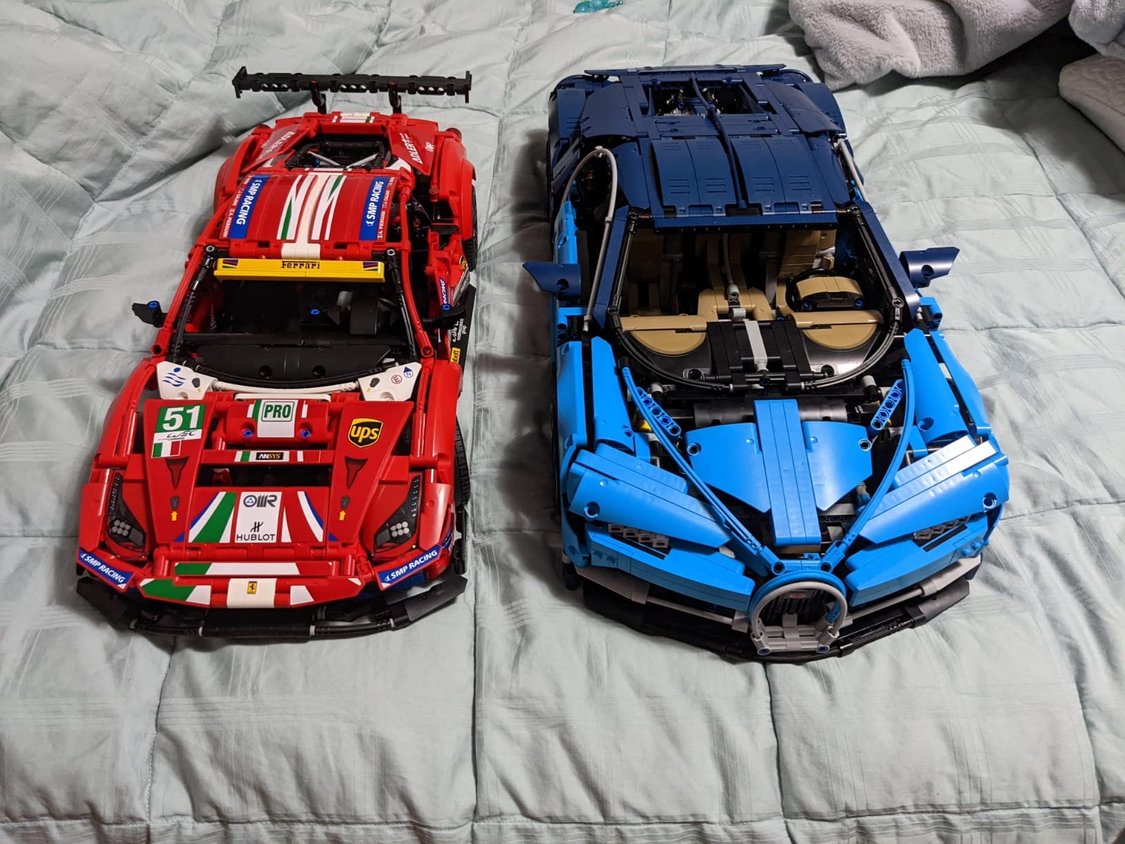 Technic Ferrari 488 GTE 'AF Corse #51' 42125 - Champion GT Series Sports Race Car, Exclusive Collectible Model Kit, Collectors Set for Adults to Build customer photo 2