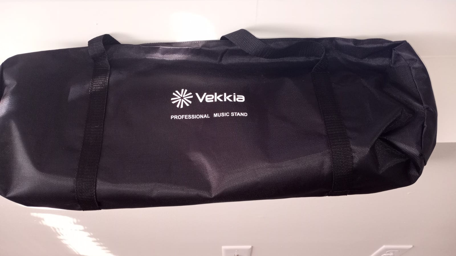 Vekkia Metal Professional Portable Perforated Sheet Music Stand, Folding Adjustable Holder with Carrying Bag, Sturdy for Instrumental Performance, Band & Travel customer photo 2