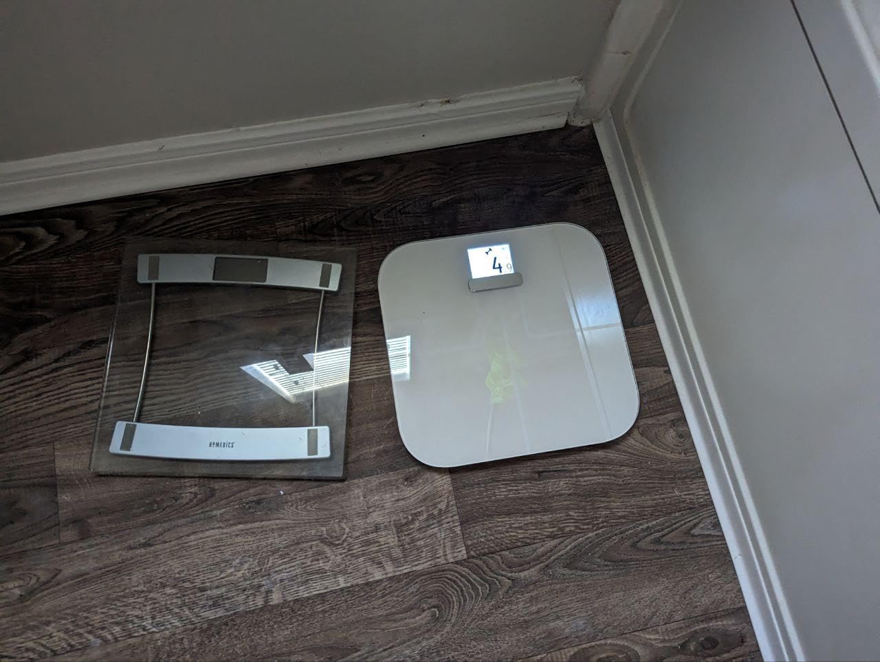 Garmin Index S2, Smart Scale with Wireless Connectivity, Measure Body Fat, Muscle, Bone Mass, Body Water% and More, Black (010-02294-02) customer photo 1