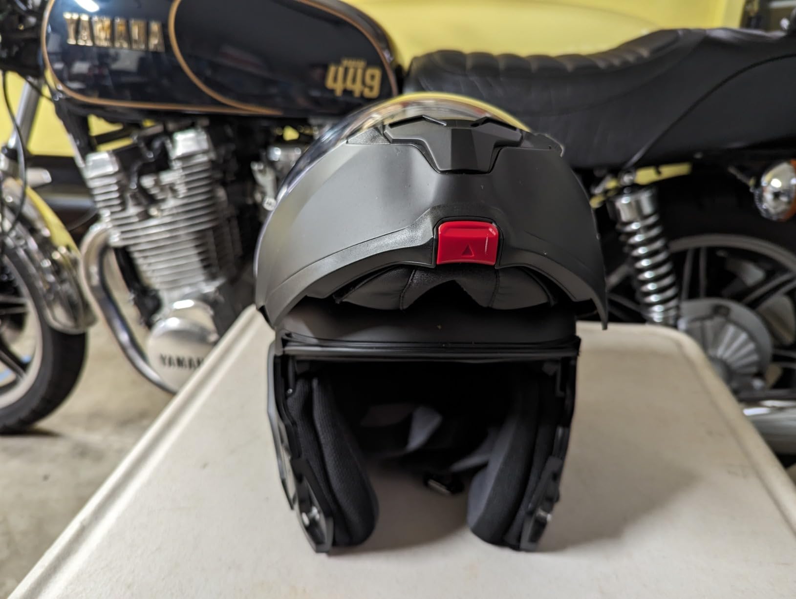 HJC C91 Solid Modular Motorcycle Helmet with HJ-17 Pinlock Shield, DOT Approved (Semi Flat Black, X-Large) customer photo 2