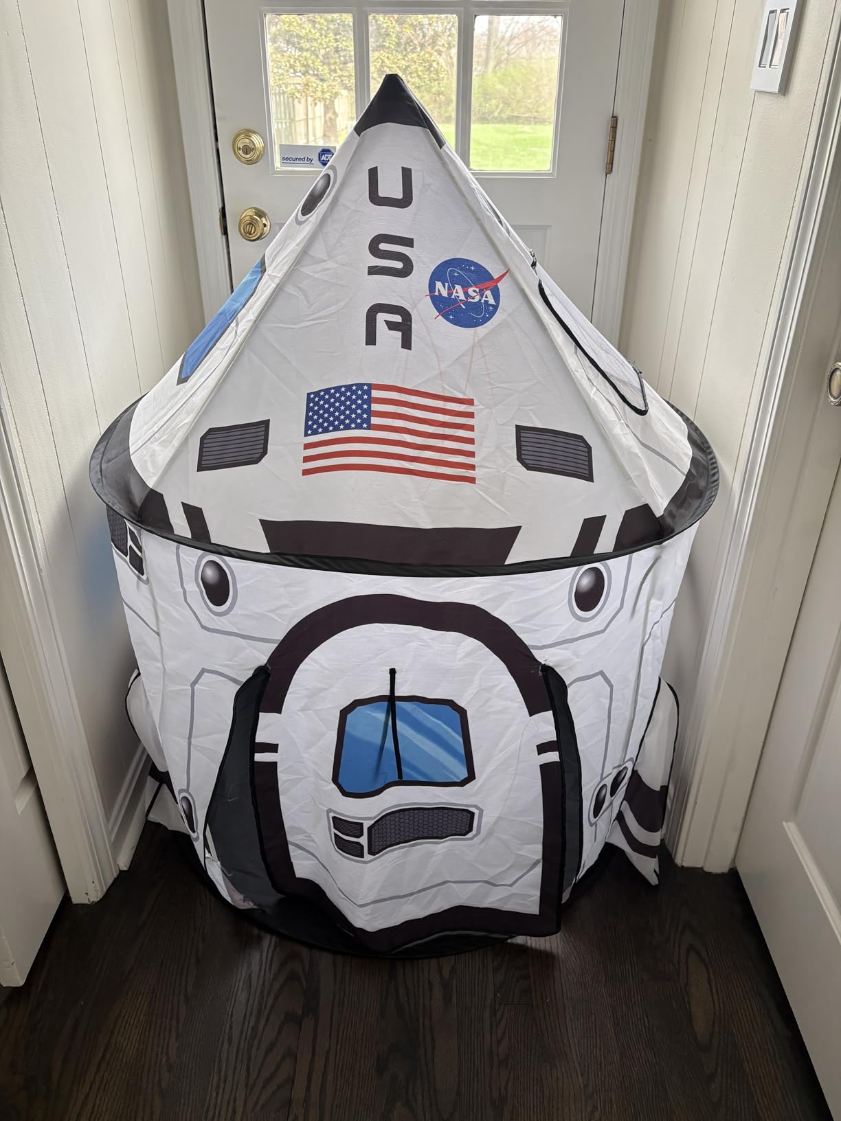 JOYIN Rocket Ship Play Tent Kids Spaceship Playhouse Tent Set Indoor Outdoor Easy Assembly Play Tent customer photo 1