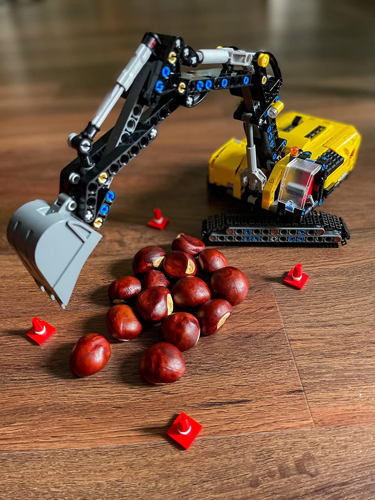 LEGO Technic Heavy-Duty Excavator 42121 Toy Building Kit; A Cool Birthday or Anytime Gift for Kids Who Enjoy Construction Toys; The 2-in-1 Design Gives Hours More Building Fun, New 2021 (569 Pieces) customer photo 2