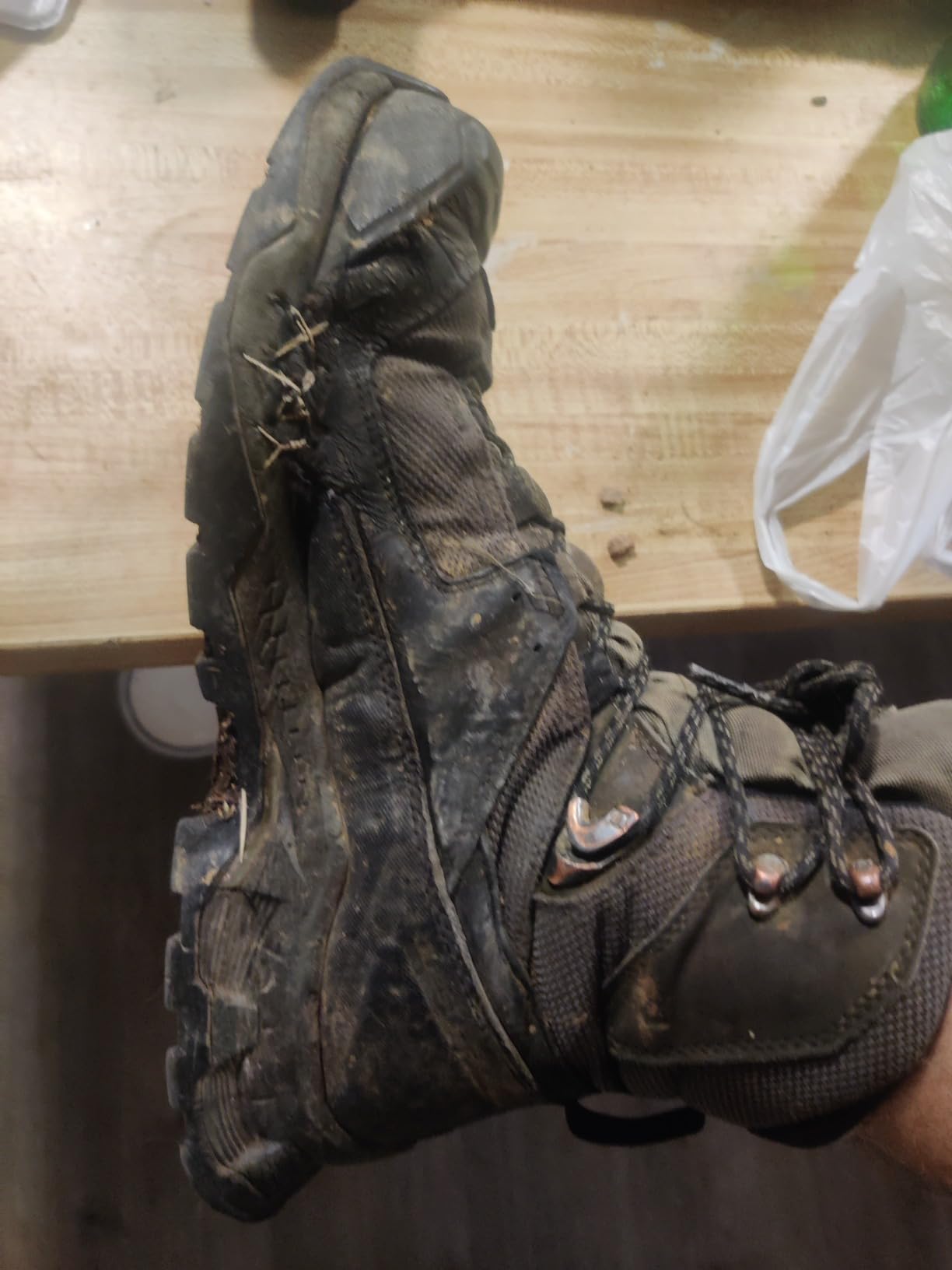 Salomon Men's Quest Element Gore-Tex Waterproof Neutral Leather Hiking Boots customer photo 1