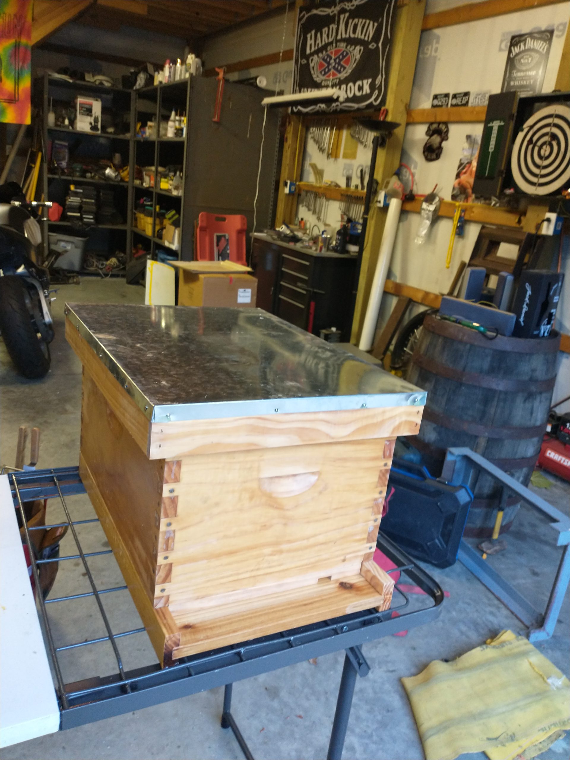 Beehive Starter Kit 8-Frame Bee Boxes and Frames Beehive Kit Wax Coated Bee Hives and Supplies Starter Kit Including Beekeeping Tools Kit with Beekeeping Veil customer photo 1