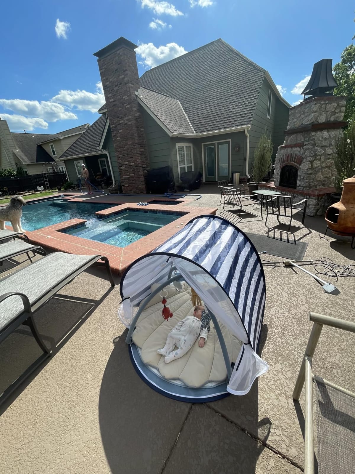 Babymoov Anti-UV Baby & Toddler Beach Tent, UPF 50+ Sun Protection, Marine, Blocks 99% UVA & UVB customer photo 1