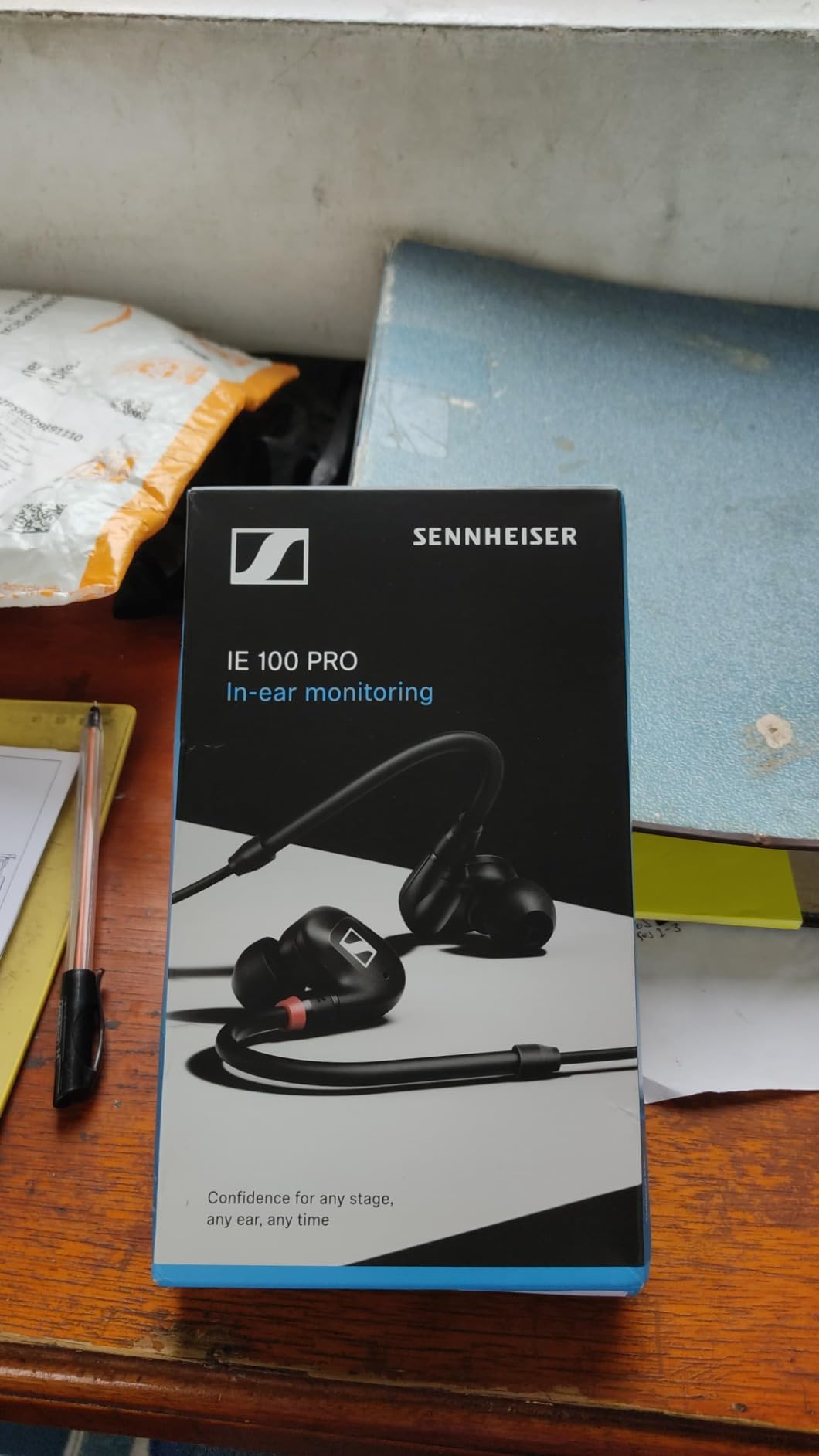 Sennheiser Pro Audio IE 100 PRO Wired In-Ear Monitor, Red customer photo 1