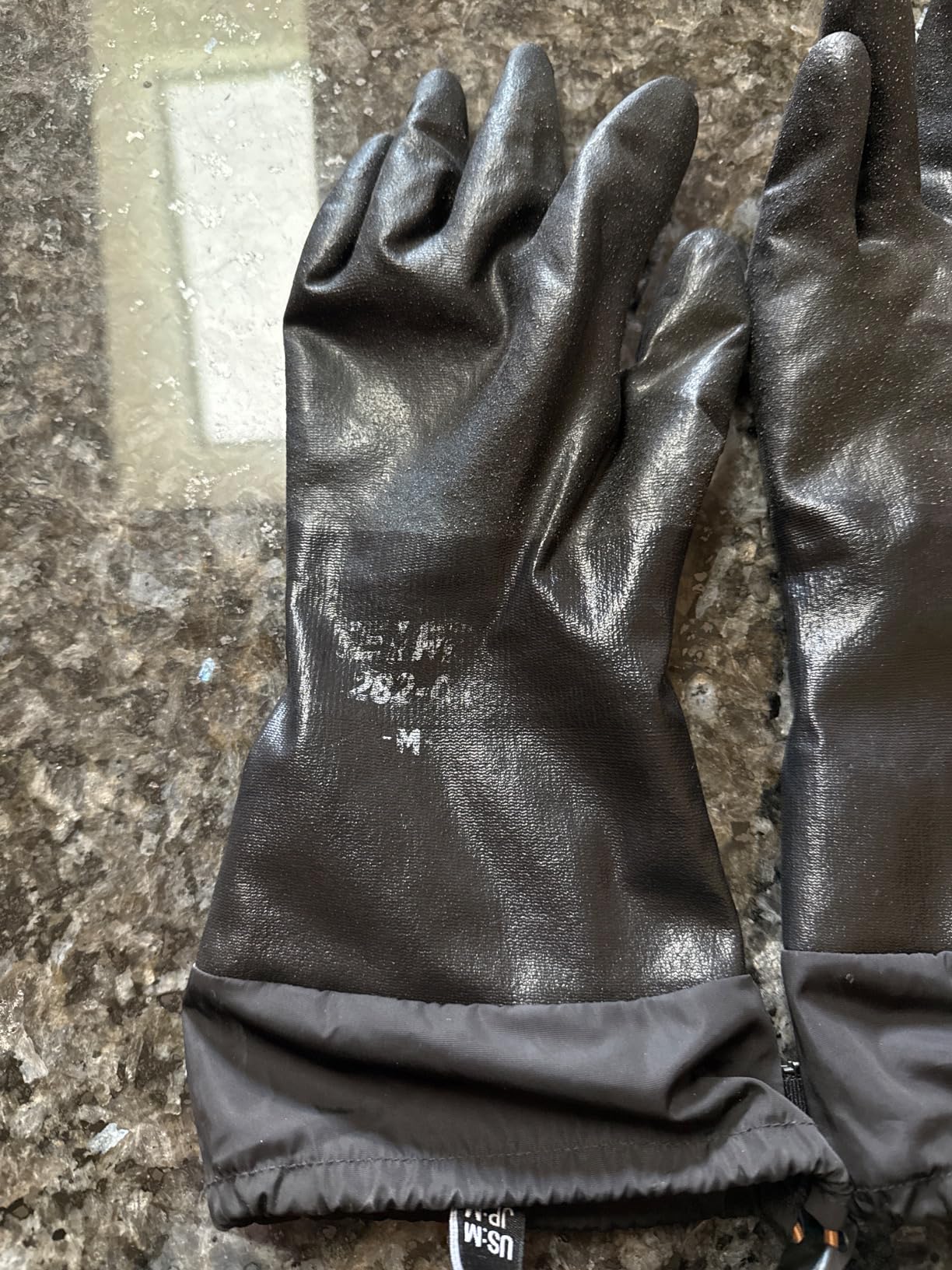 SHOWA TEMRES 282-02 Waterproof Insulated Winter Work Gloves, Breathable Polyurethane, Integrated Drawstring Gaiter Snow Cuff, Thermal Fleece for Skiing, Ice Fishing customer photo 2