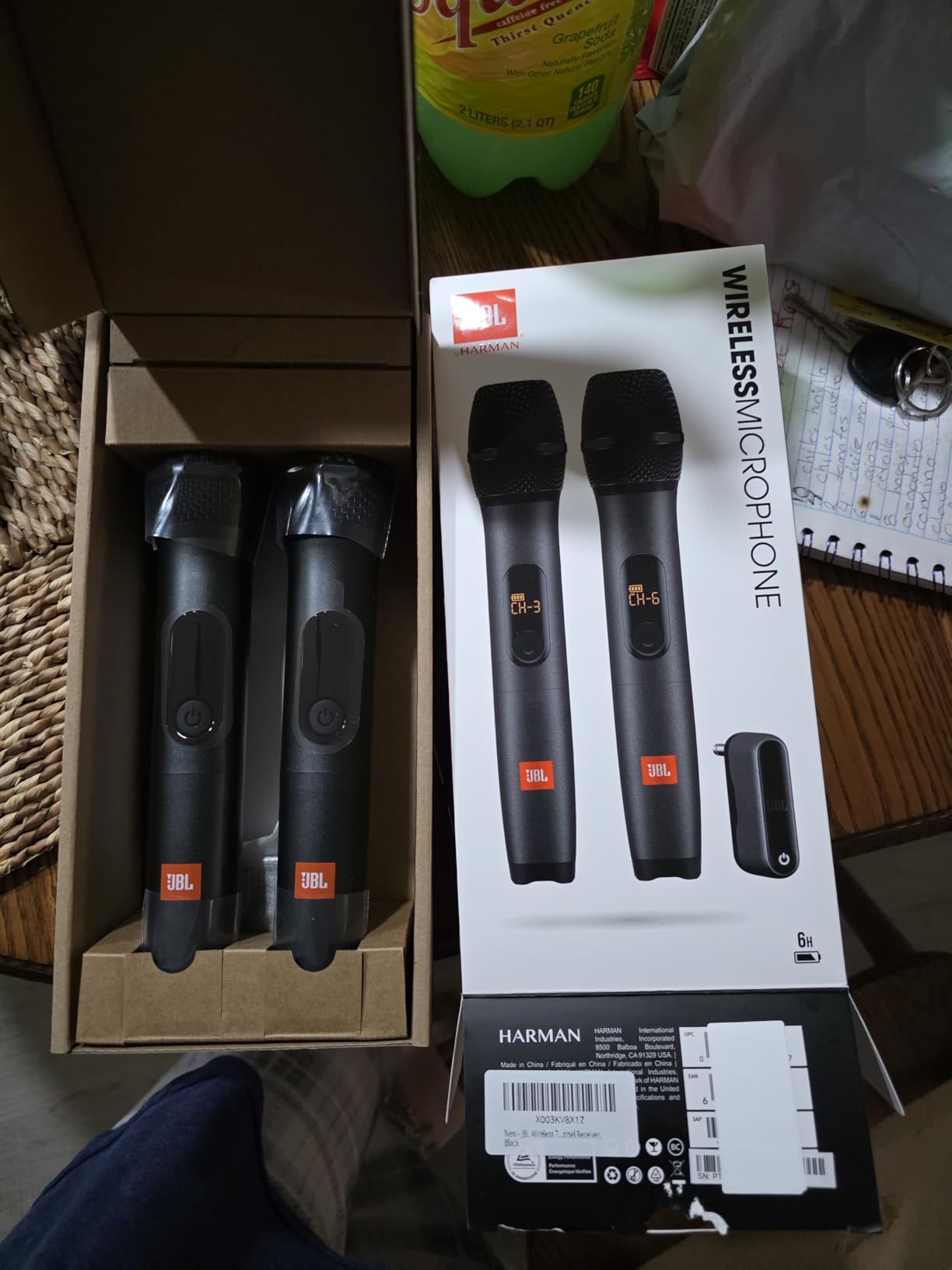 JBL Wireless Two Microphone System with Dual-Channel Receiver, Black customer photo 2