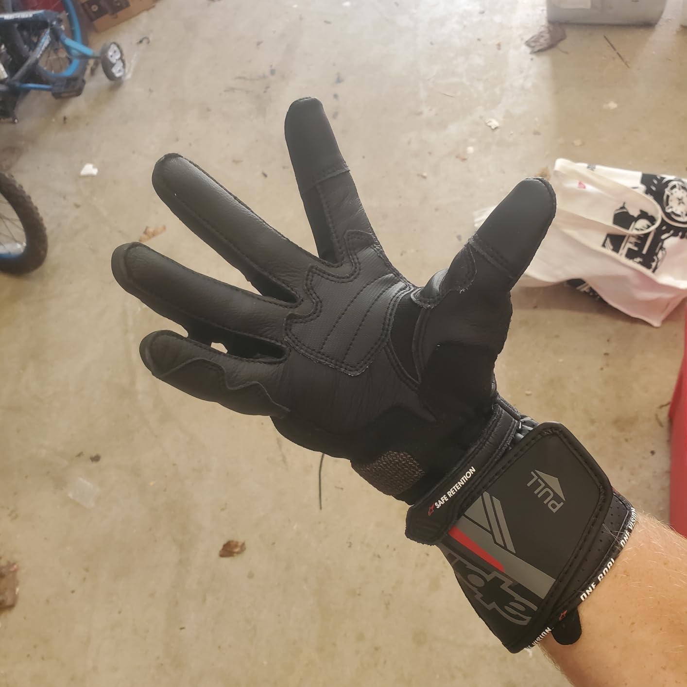 Alpinestars SP-8 V3 Gloves, Full Gauntlet Leather, CE-Certified, Race-Inspired Fit, Knuckle Protection, Reinforced Palm, Multi-Panel Construction customer photo 1