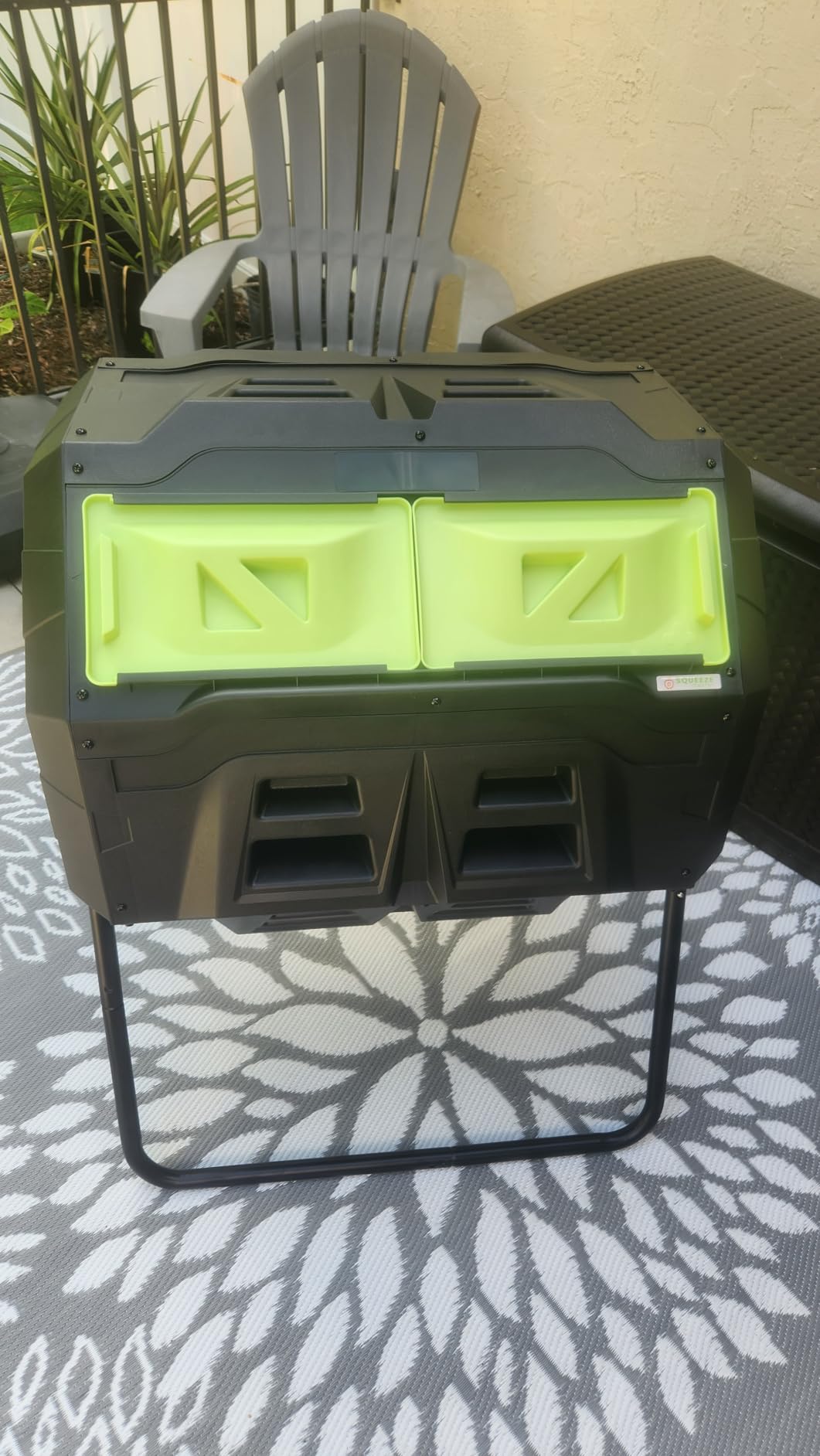 SQUEEZE master Large Compost Tumbler Bin - Outdoor Garden Rotating with Thermometer -Automatic Temperature Measurement-Sturdy Steel Frame - 43Gallon (2-21.5Gal)- Green Door customer photo 1