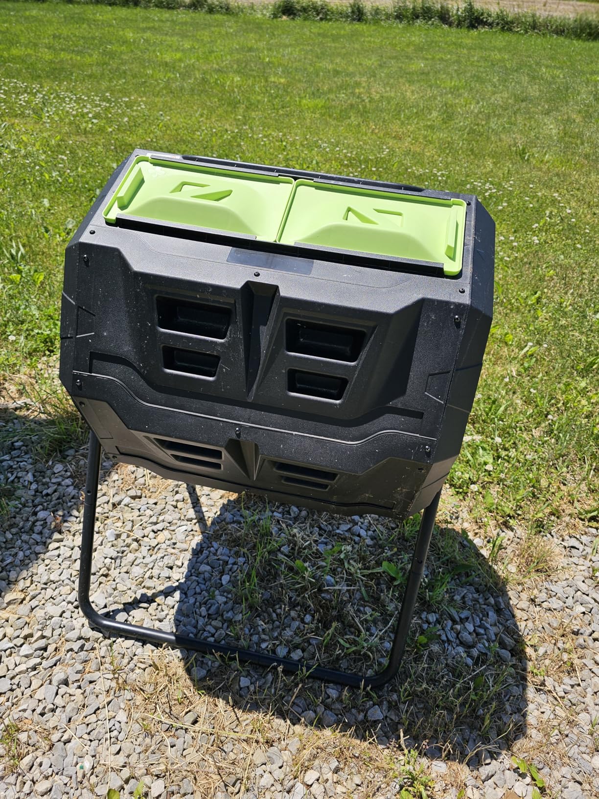SQUEEZE master Large Compost Tumbler Bin - Outdoor Garden Rotating with Thermometer -Automatic Temperature Measurement-Sturdy Steel Frame - 43Gallon (2-21.5Gal)- Green Door customer photo 2