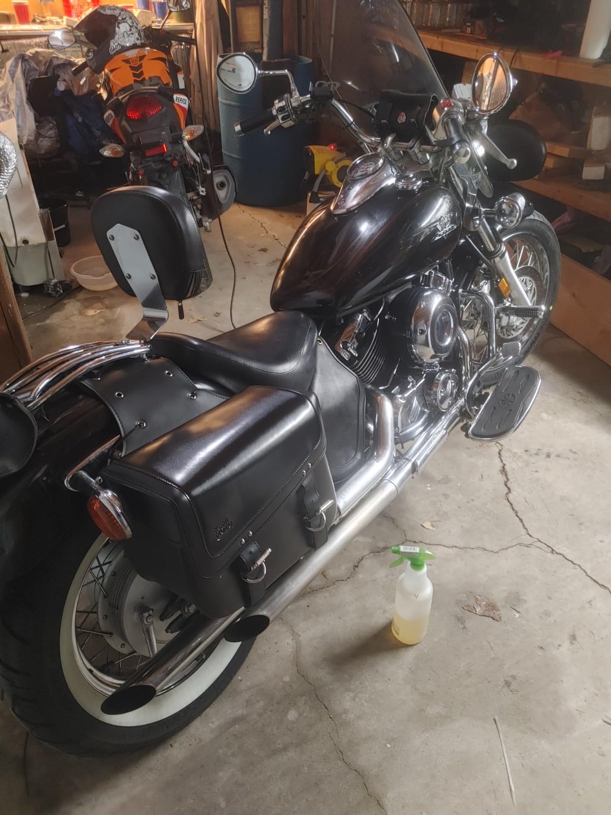 KEMIMOTO Motorcycle Saddlebags 30L Large Capacity Universal Saddle Bags | PU Leather Motorcycle Luggage Bag Fits for Sportster Softail Dyna V-star Shadow Accessories, Black customer photo 2