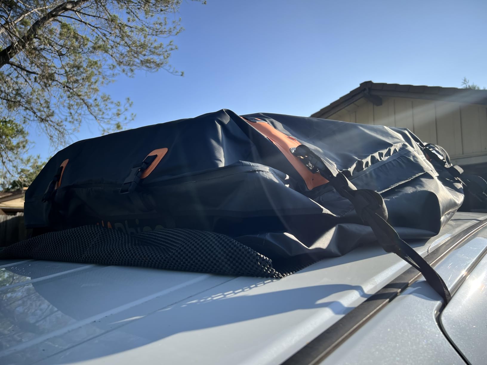 Car Roof Bag - Car Rooftop Cargo Carrier Bag - 19 Cubic Ft Waterproof Roof Rack Cargo Carrier, Includes Anti-Slip Mat, 4 Door Hooks, Reinforced Zipper/Buckle, with or Without Rack customer photo 2