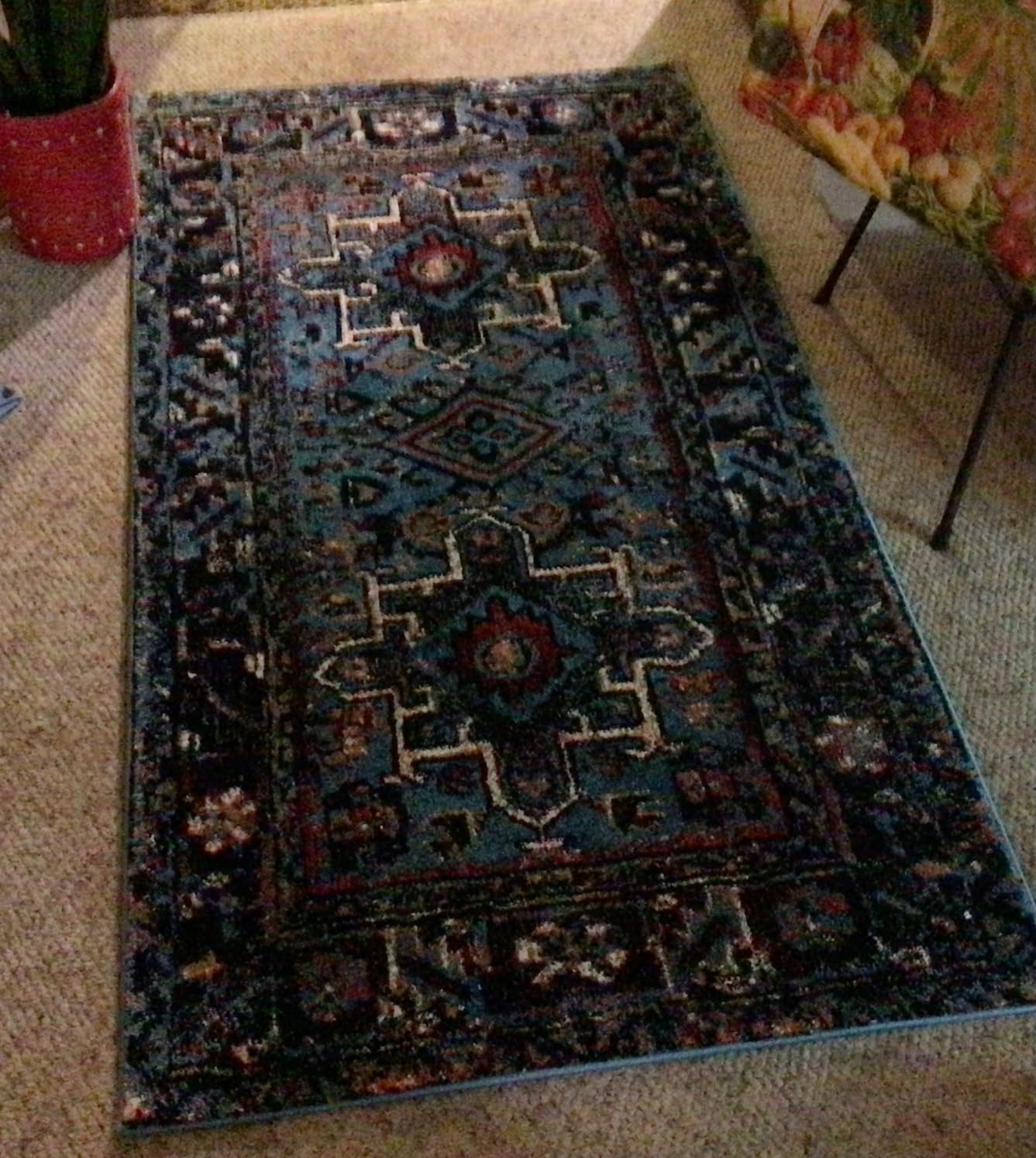 SAFAVIEH Vintage Hamadan Collection Area Rug - 8' Square, Red & Multi, Traditional Persian Design, Non-Shedding & Easy to Clean, Ideal for Living Room, Bedroom, Dining Space (VTH211A) customer photo 1
