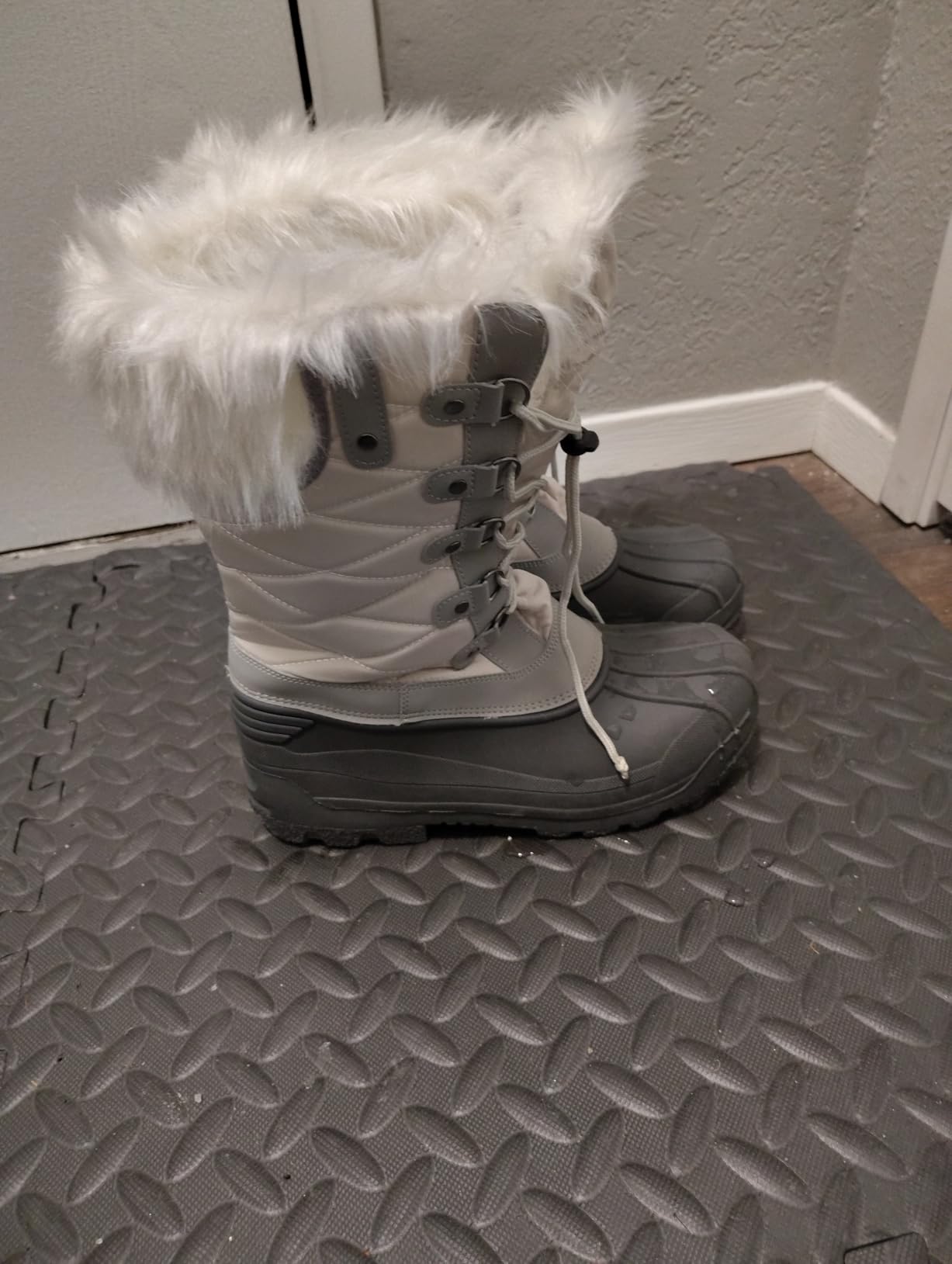mysoft Women's Snow Boots Warm Insulated Faux Fur Lined Waterproof Mid-Calf Winter Boots customer photo 2