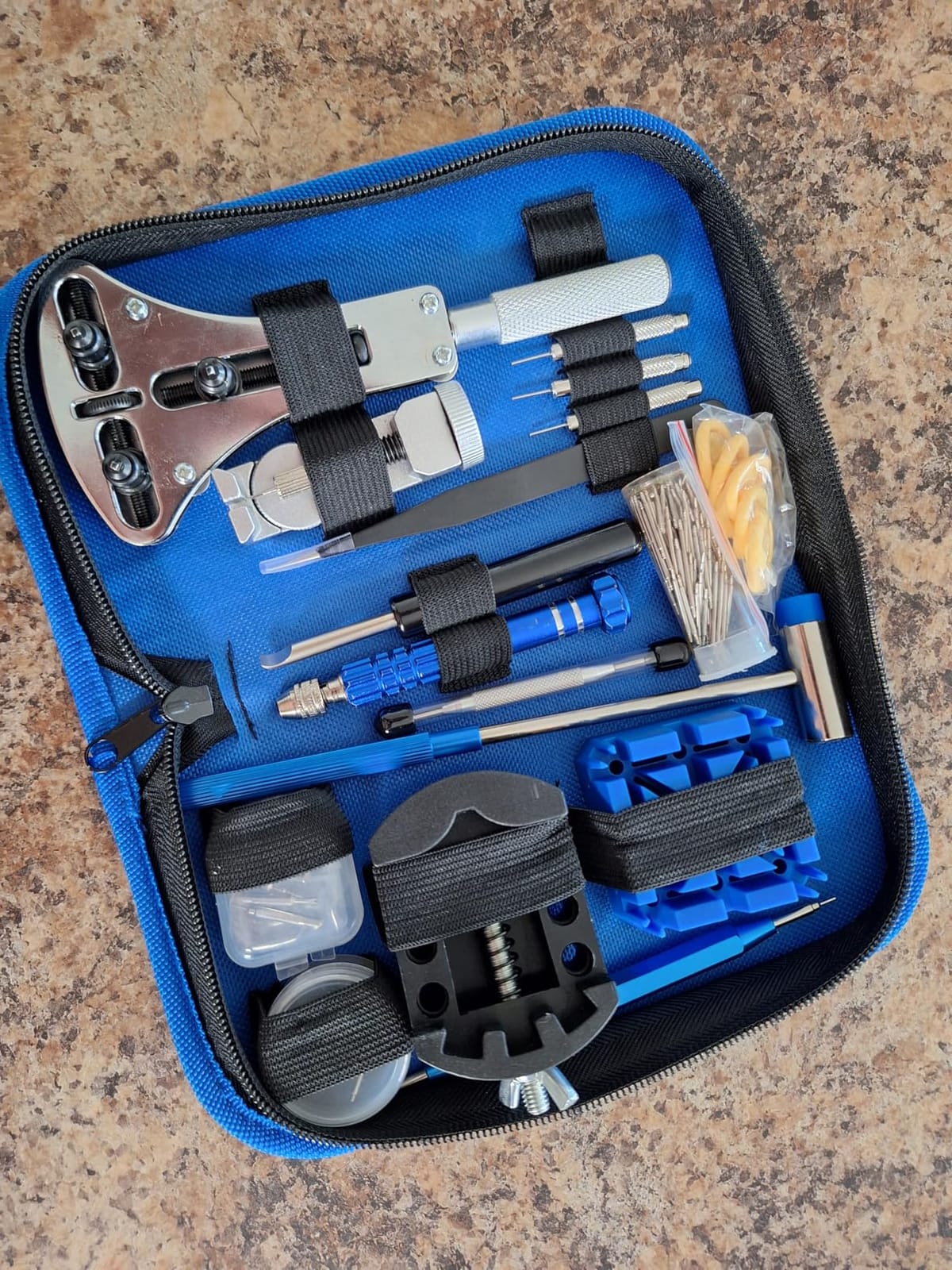 XOOL 210 PCS Watch Repair Kits, Including Watch Battery Change Kit, Watch Case Opener, Link Remover, Spring Bar Tools, Screwdrivers, and Portable Carrying Case with Instruction Manual customer photo 2