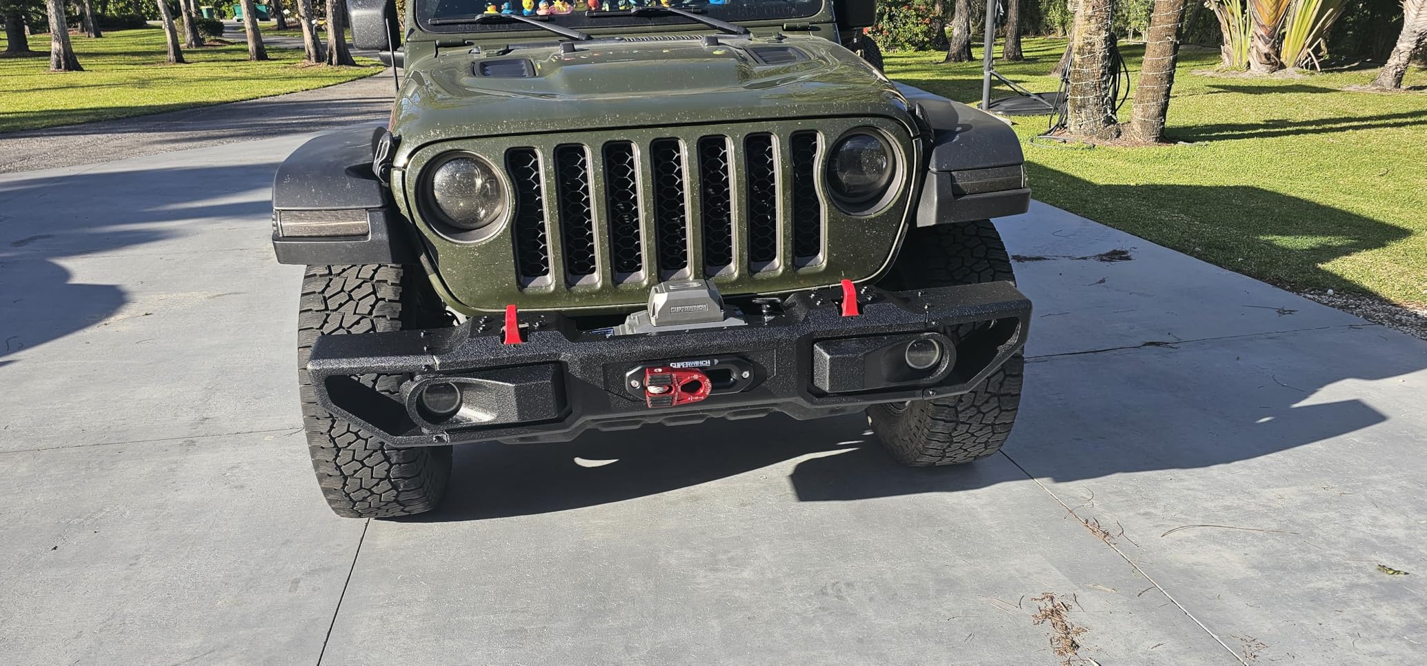Superwinch 1712201 SX12SR 12V DC Winch 12,000lb (5,443kg) | Single Line Pull with Hawse Fairlead 3/8