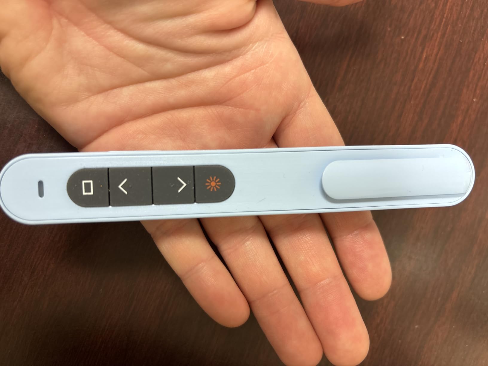 QUI Presentation Clicker with Volume Control, Wireless Presenter Remote | Plug & Play 2.4GHz USB Slide Advancer Compatible with Mac/Windows, Works with PowerPoint, Keynote, and Google Slides customer photo 1