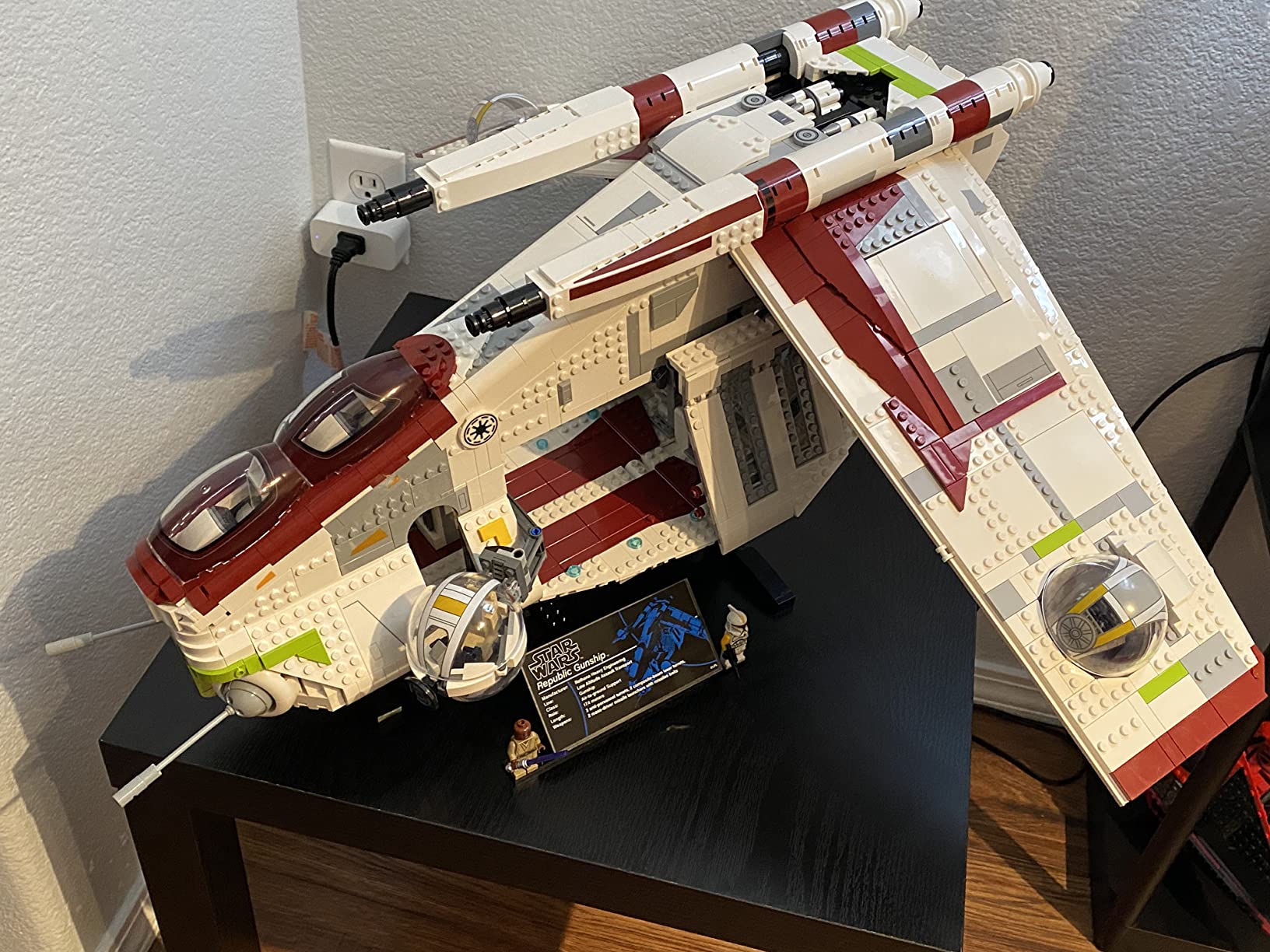 Lego Star Wars Republic Gunship 75309 UCS Display Model Kit for Adults to Build, Ultimate Collector Series, Office or Home Decor Gift Idea customer photo 2
