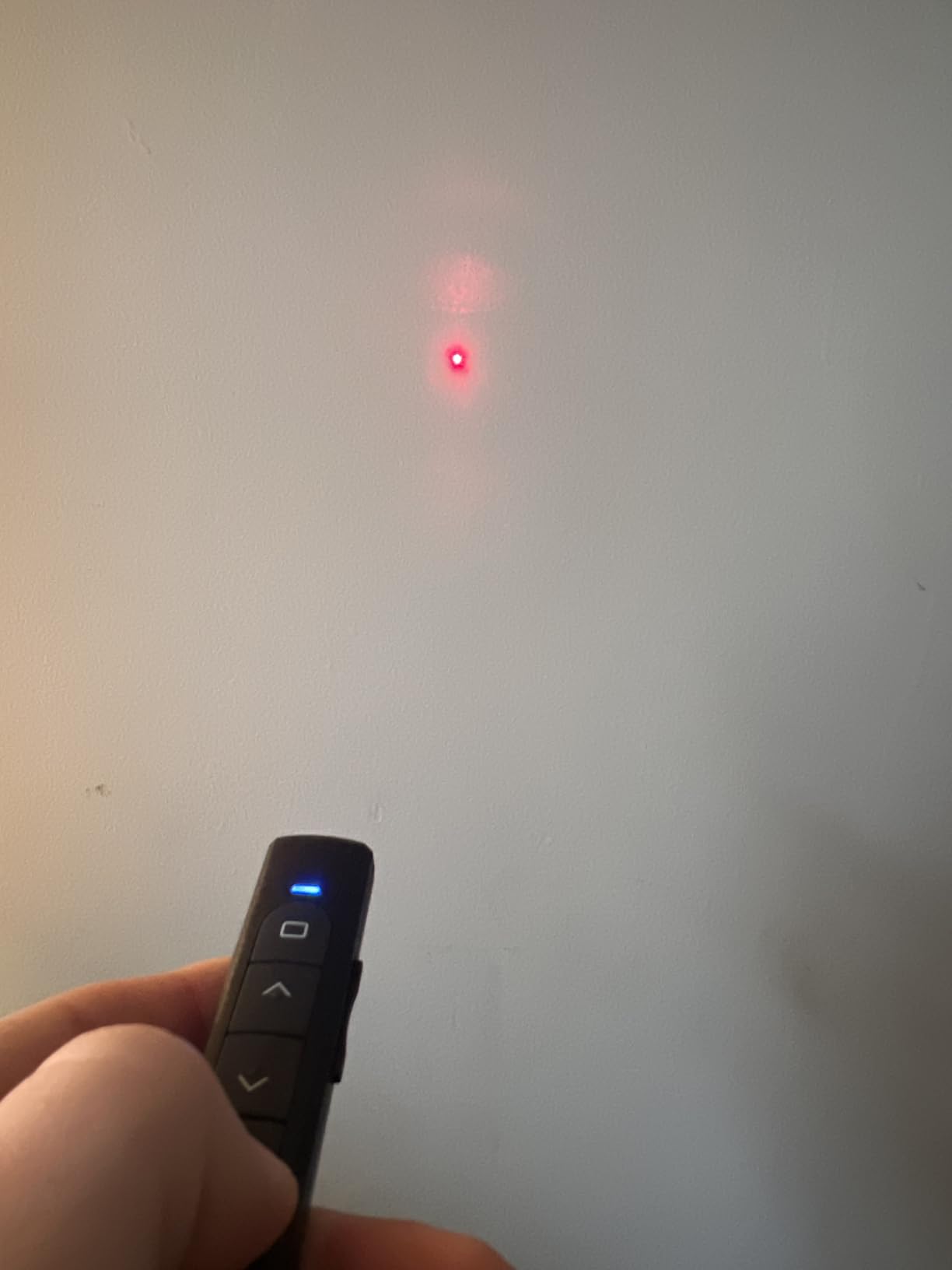 Wireless Presenter Remote, Presentation Clicker with Hyperlink & Volume Remote Control PowerPoint Office Presentation Clicker for Keynote/PPT/Mac/PC/Laptop(Battery Included) customer photo 2