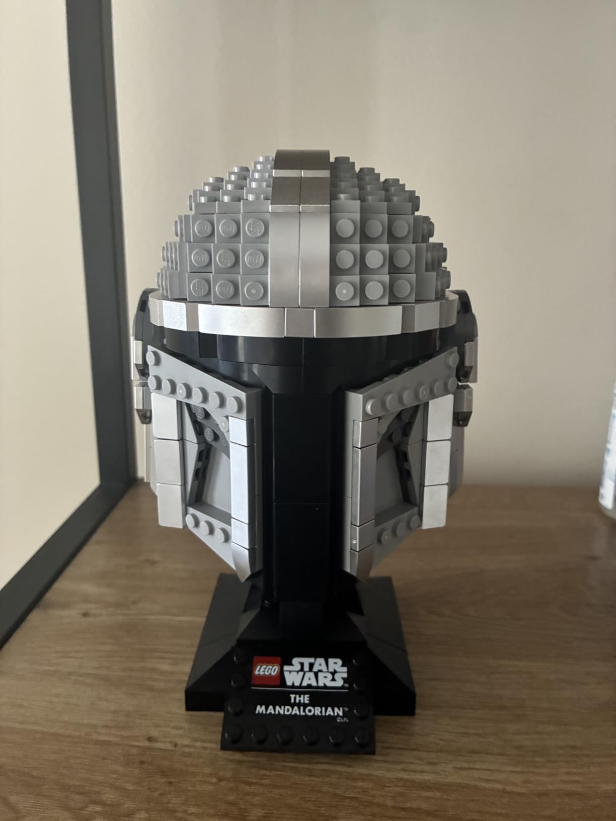 LEGO Star Wars The Mandalorian Helmet 75328 Buildable Model Kit, Display Collectible Decoration Set for Adults, Men, Women, Mom, Dad, Collectible Gift Idea customer photo 1