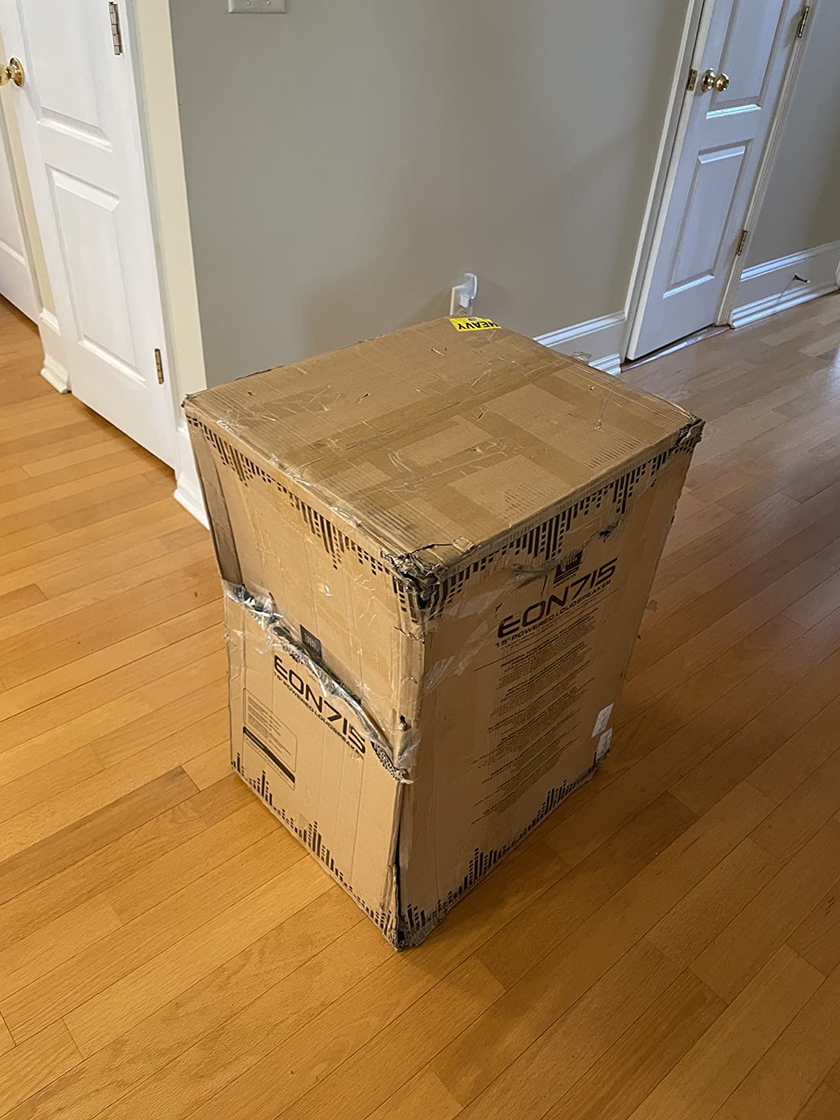 JBL Professional EON712 Powered PA Speaker with Bluetooth, 12 inch, 1300 Watt customer photo 2