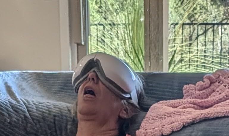 RENPHO Eyeris 1 Eye Massager with Heat, Heated Massage Eye Mask | Vibration Massage for Head Tension, Eye Strain, Dry Eyes & Dark Circles, FSA Eligible HSA, Gray customer photo 1